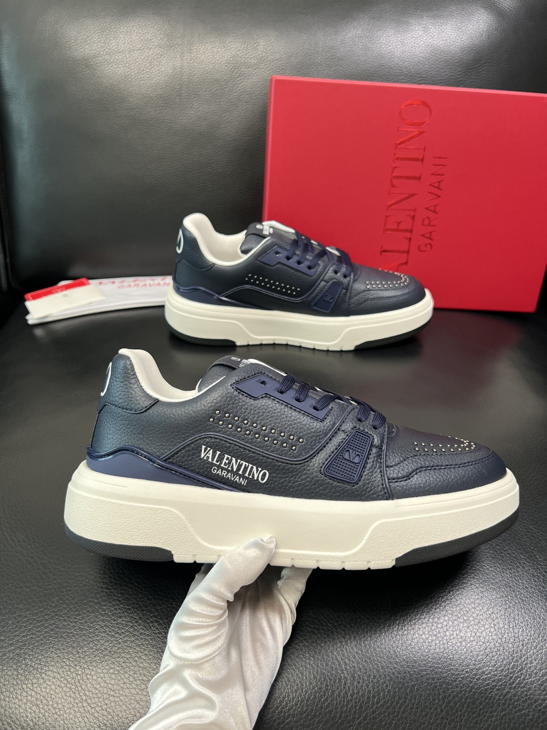 VALENTINO 高品质 顶级工艺品 华伦天奴，运动板鞋专柜同步，鞋面意大利进口，高品质拼接缤纷色彩复