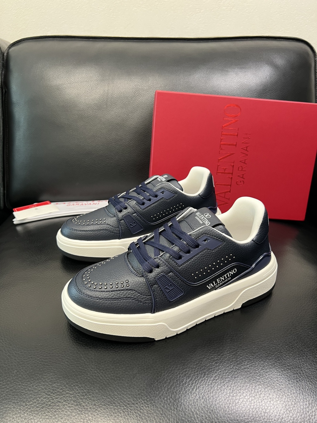 VALENTINO 高品质 顶级工艺品 华伦天奴，运动板鞋专柜同步，鞋面意大利进口，高品质拼接缤纷色彩复