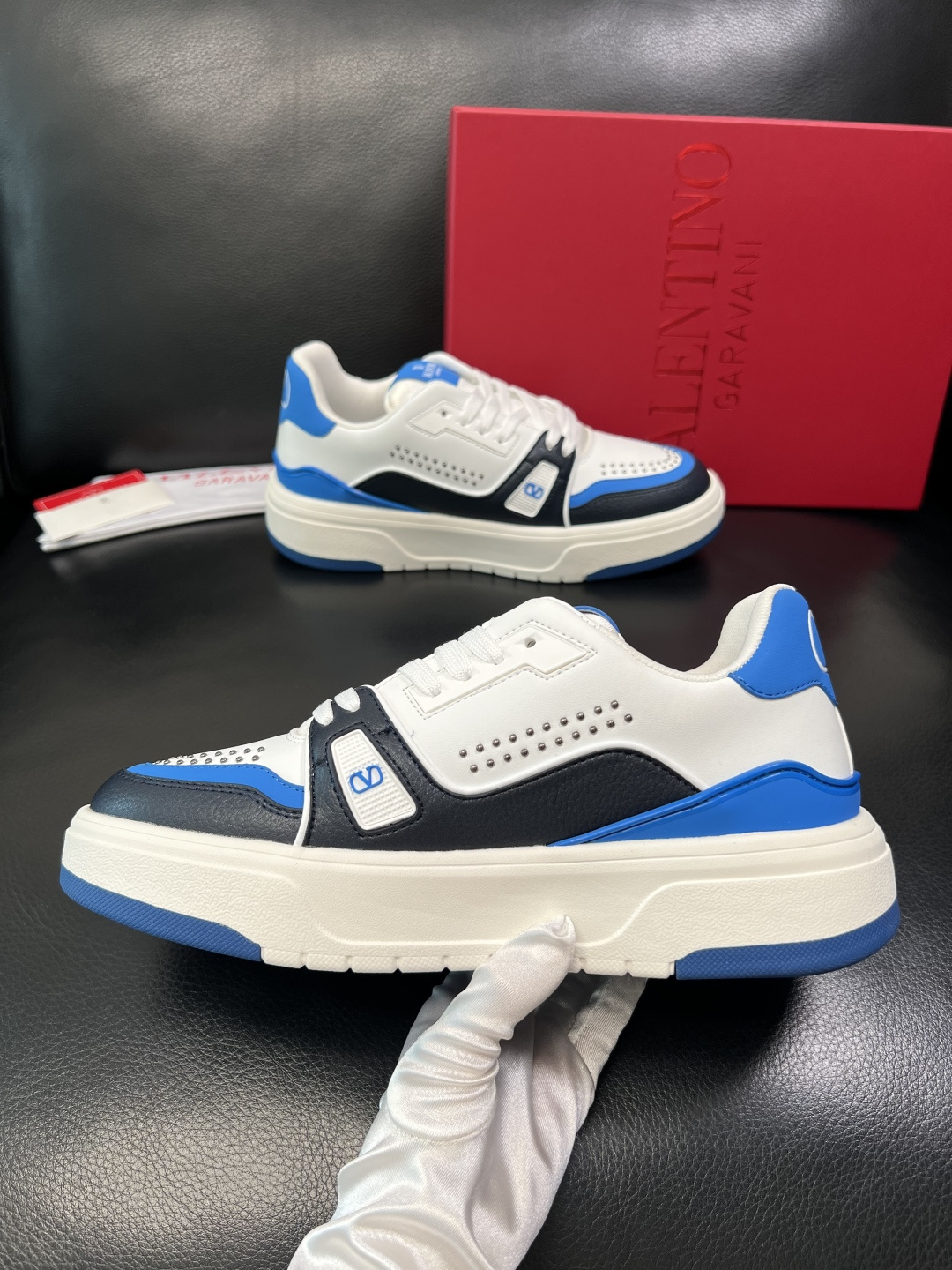 VALENTINO 高品质 顶级工艺品 华伦天奴，运动板鞋专柜同步，鞋面意大利进口，高品质拼接缤纷色彩复