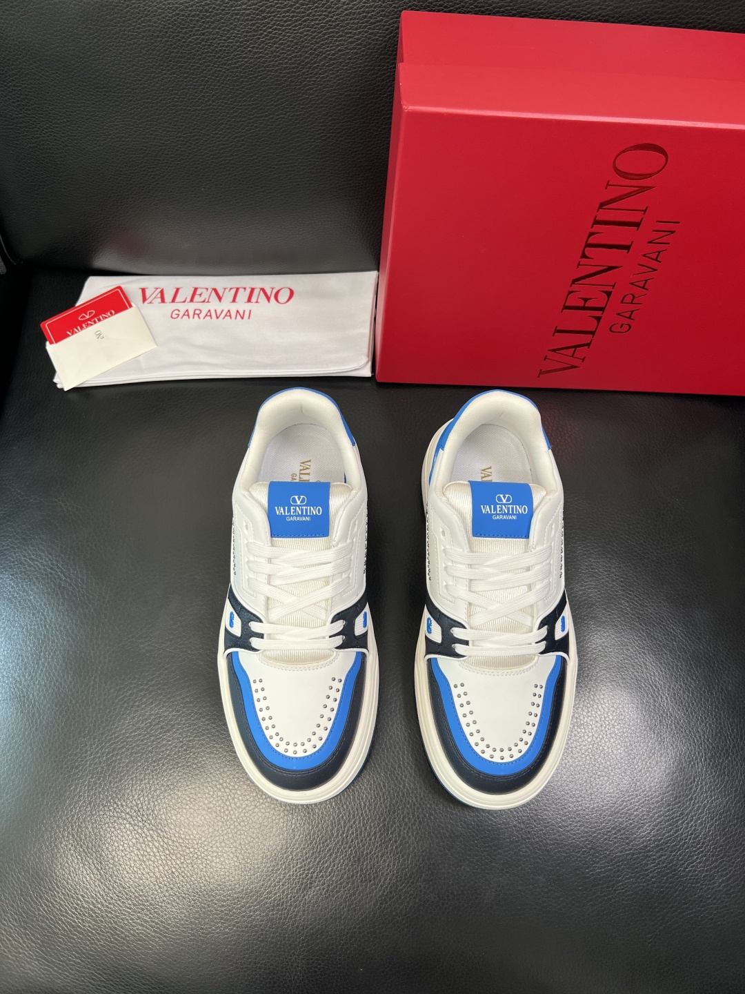 VALENTINO 高品质 顶级工艺品 华伦天奴，运动板鞋专柜同步，鞋面意大利进口，高品质拼接缤纷色彩复