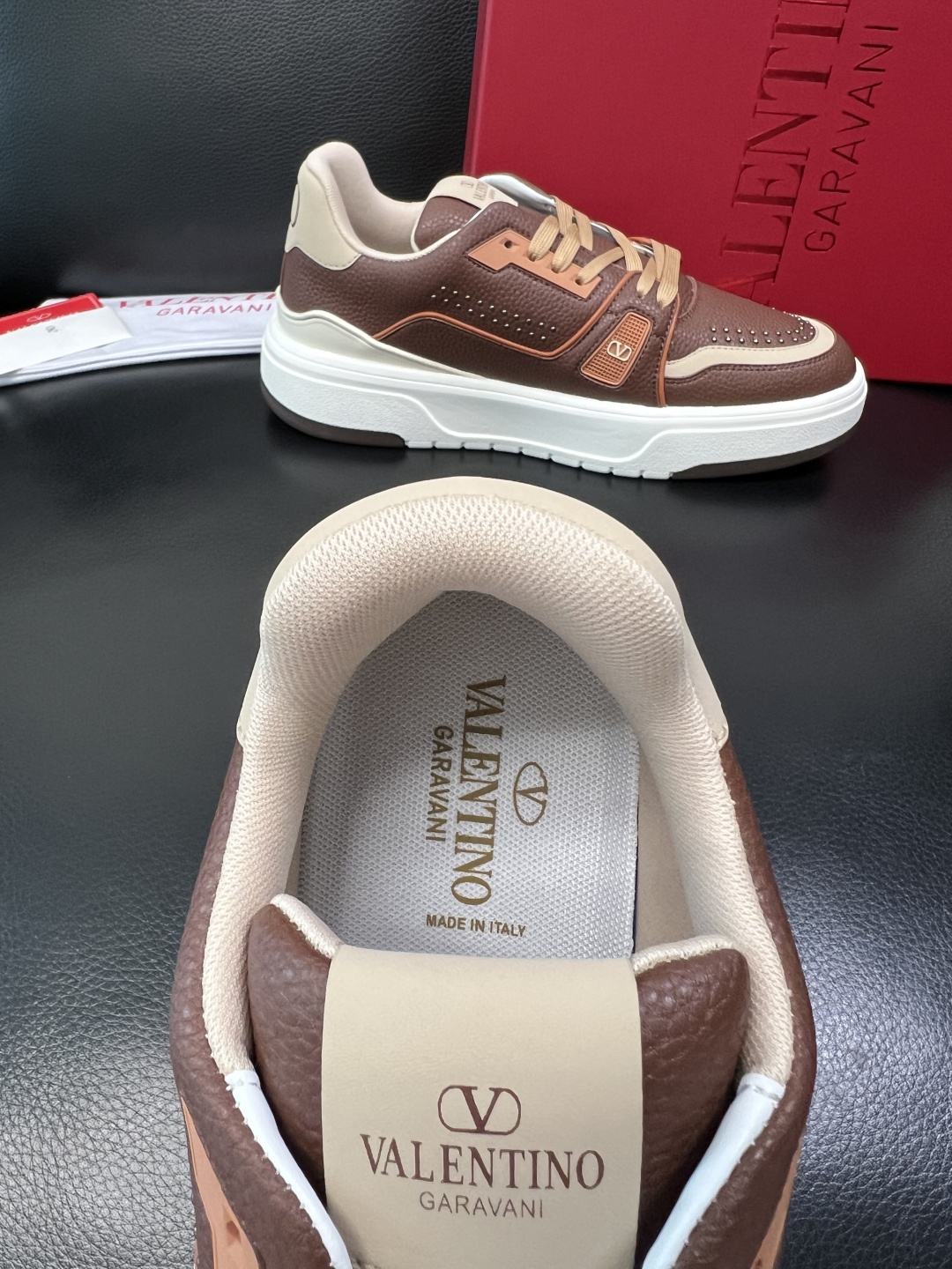 VALENTINO 高品质 顶级工艺品 华伦天奴，运动板鞋专柜同步，鞋面意大利进口，高品质拼接缤纷色彩复