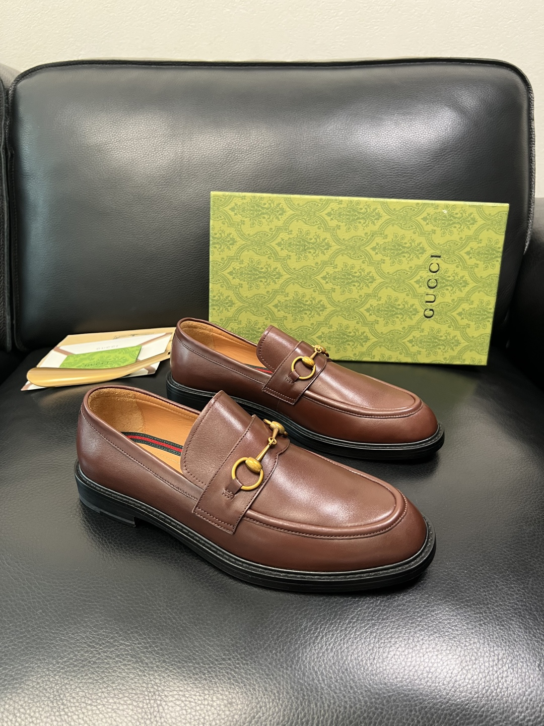 Gucci 顶级工艺品 古奇 皮鞋系列专柜同步 原厂配置，意大利进口原版牛皮，进口水染牛里 ，鞋底：原厂