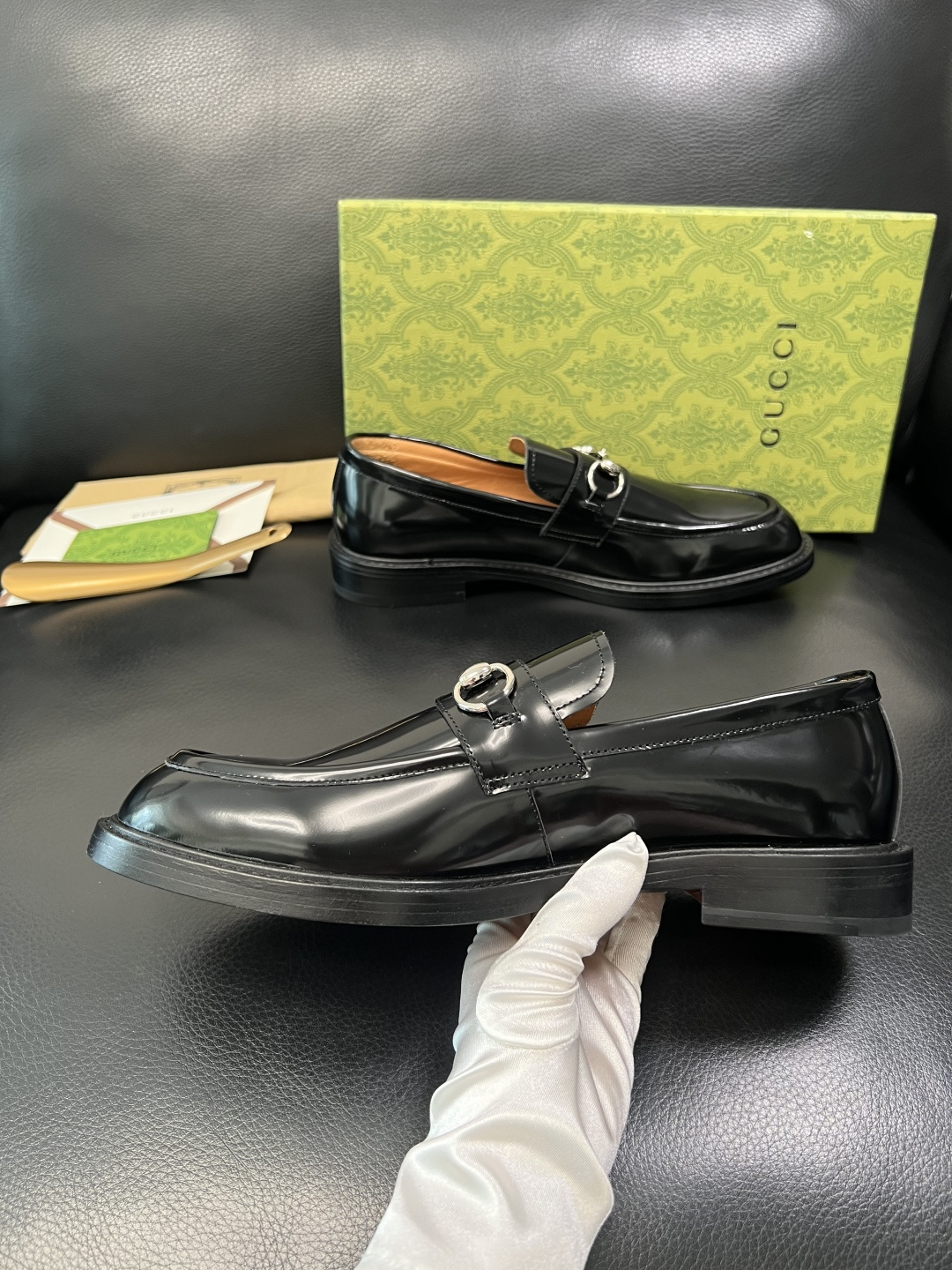 Gucci 顶级工艺品 古奇 皮鞋系列专柜同步 原厂配置，意大利进口原版牛皮，进口水染牛里 ，鞋底：原厂