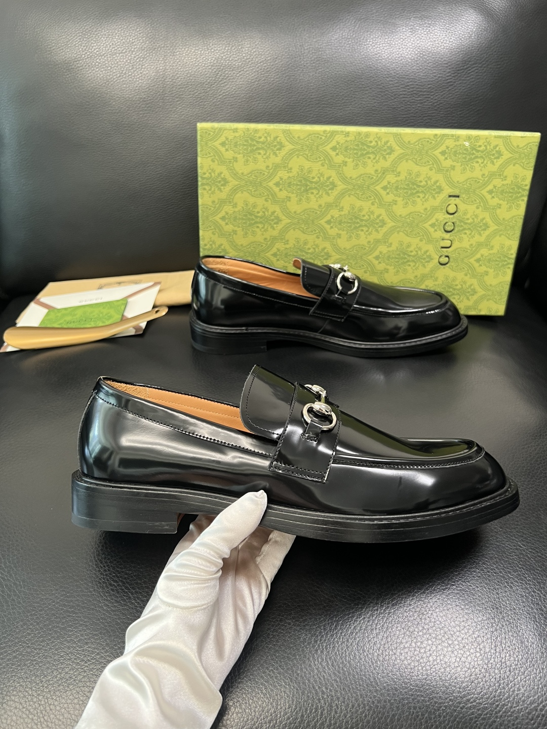 Gucci 顶级工艺品 古奇 皮鞋系列专柜同步 原厂配置，意大利进口原版牛皮，进口水染牛里 ，鞋底：原厂