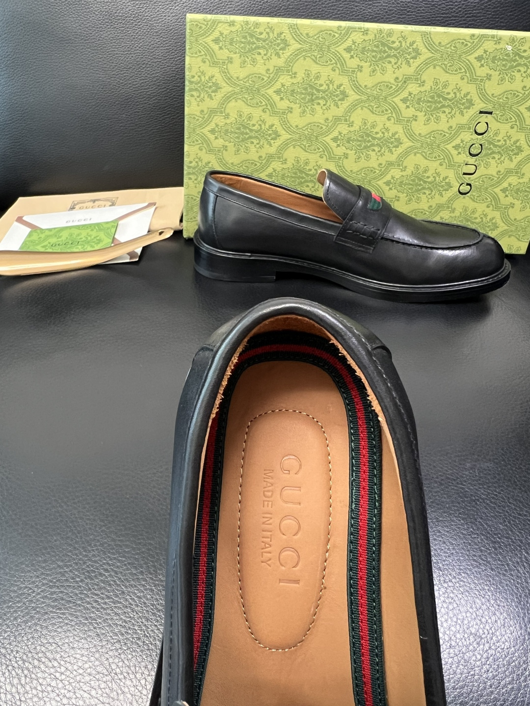 Gucci 顶级工艺品 古奇 皮鞋系列专柜同步 原厂配置，意大利进口原版牛皮，进口水染牛里 ，鞋底：原厂