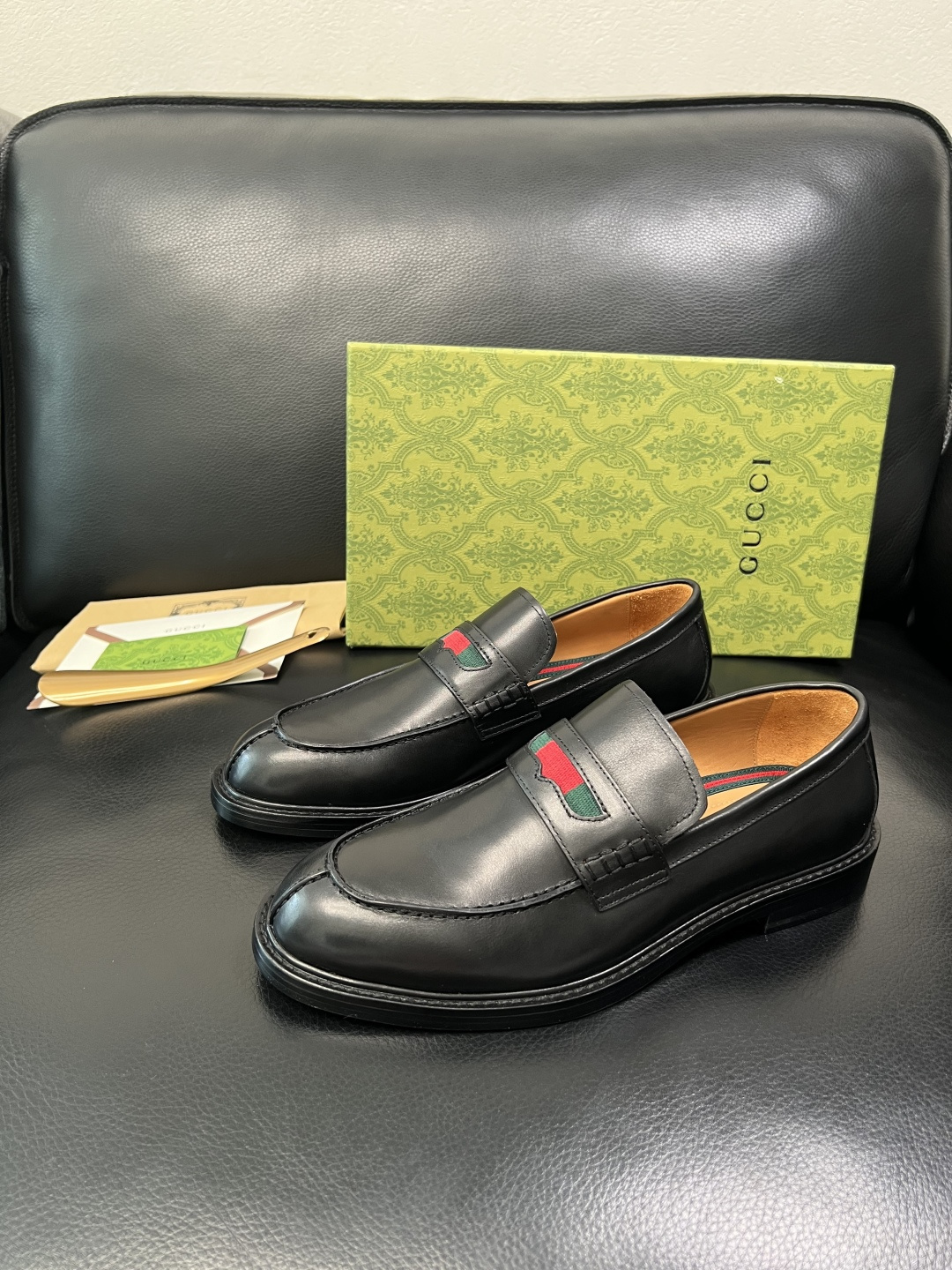 Gucci 顶级工艺品 古奇 皮鞋系列专柜同步 原厂配置，意大利进口原版牛皮，进口水染牛里 ，鞋底：原厂