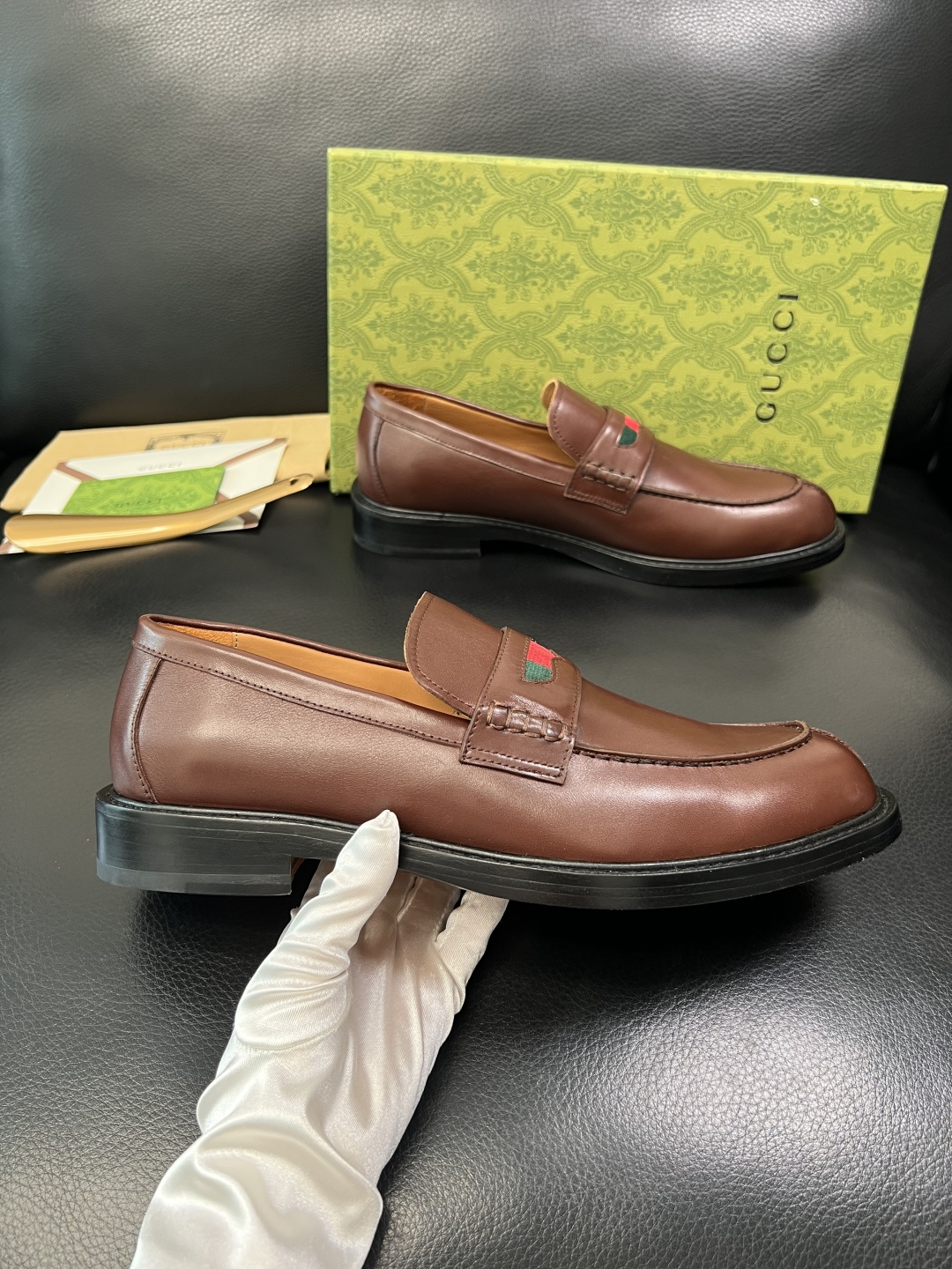 Gucci 顶级工艺品 古奇 皮鞋系列专柜同步 原厂配置，意大利进口原版牛皮，进口水染牛里 ，鞋底：原厂