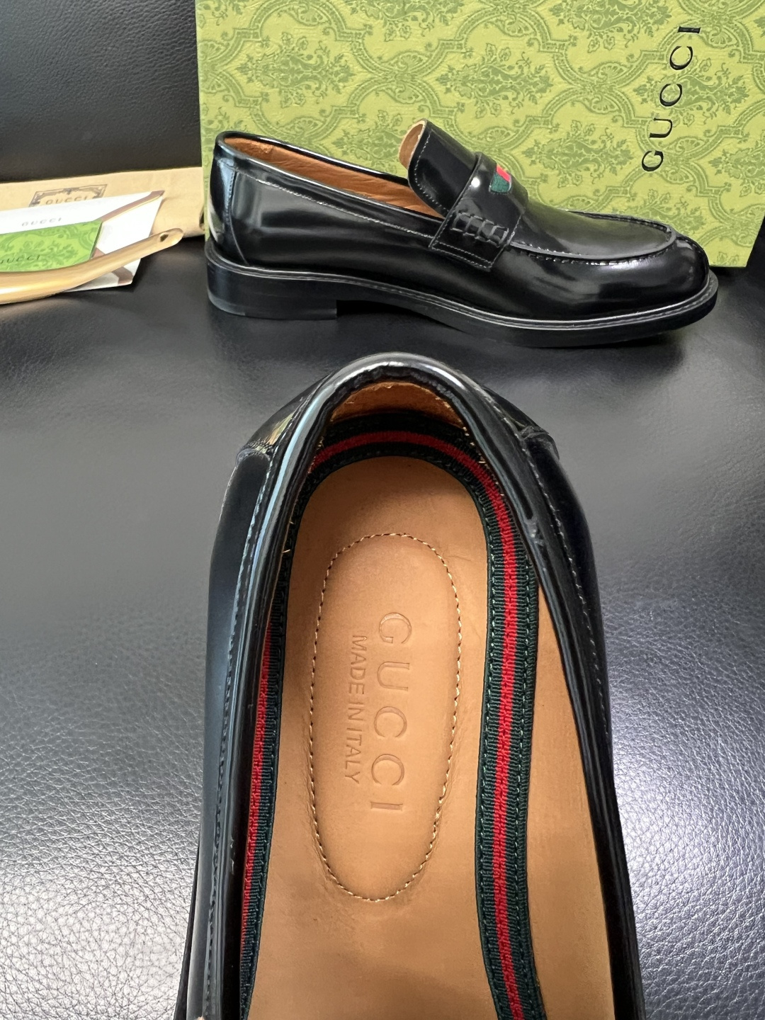 Gucci 顶级工艺品 古奇 皮鞋系列专柜同步 原厂配置，意大利进口原版牛皮，进口水染牛里 ，鞋底：原厂