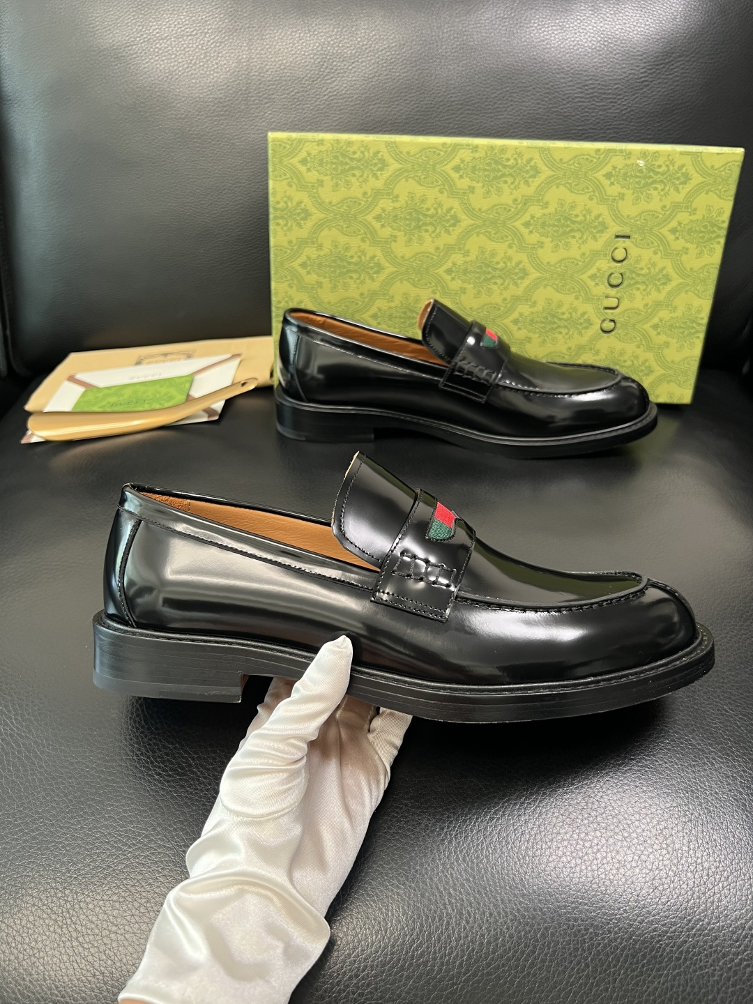 Gucci 顶级工艺品 古奇 皮鞋系列专柜同步 原厂配置，意大利进口原版牛皮，进口水染牛里 ，鞋底：原厂