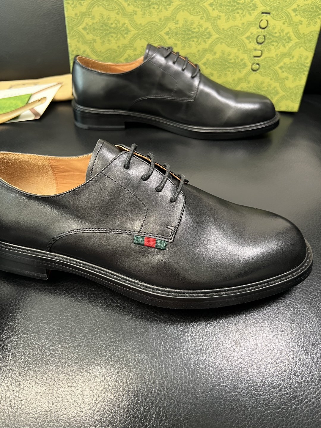 Gucci 顶级工艺品 古奇 皮鞋系列专柜同步 原厂配置，意大利进口原版牛皮，进口水染牛里 ，鞋底：原厂