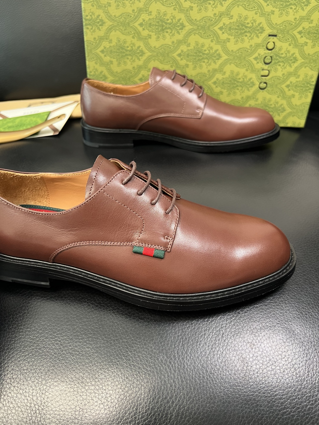 Gucci 顶级工艺品 古奇 皮鞋系列专柜同步 原厂配置，意大利进口原版牛皮，进口水染牛里 ，鞋底：原厂