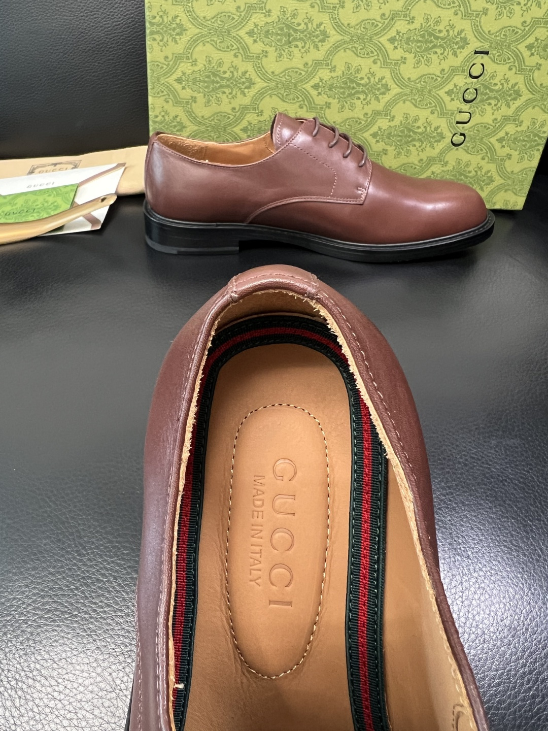 Gucci 顶级工艺品 古奇 皮鞋系列专柜同步 原厂配置，意大利进口原版牛皮，进口水染牛里 ，鞋底：原厂