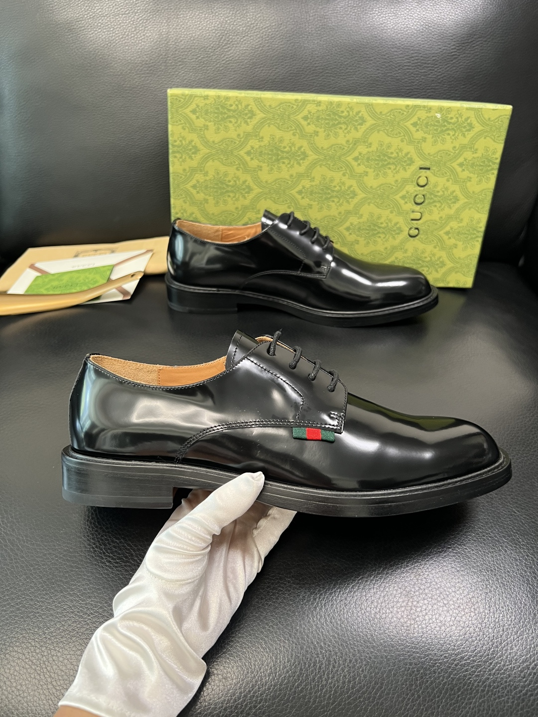 Gucci 顶级工艺品 古奇 皮鞋系列专柜同步 原厂配置，意大利进口原版牛皮，进口水染牛里 ，鞋底：原厂