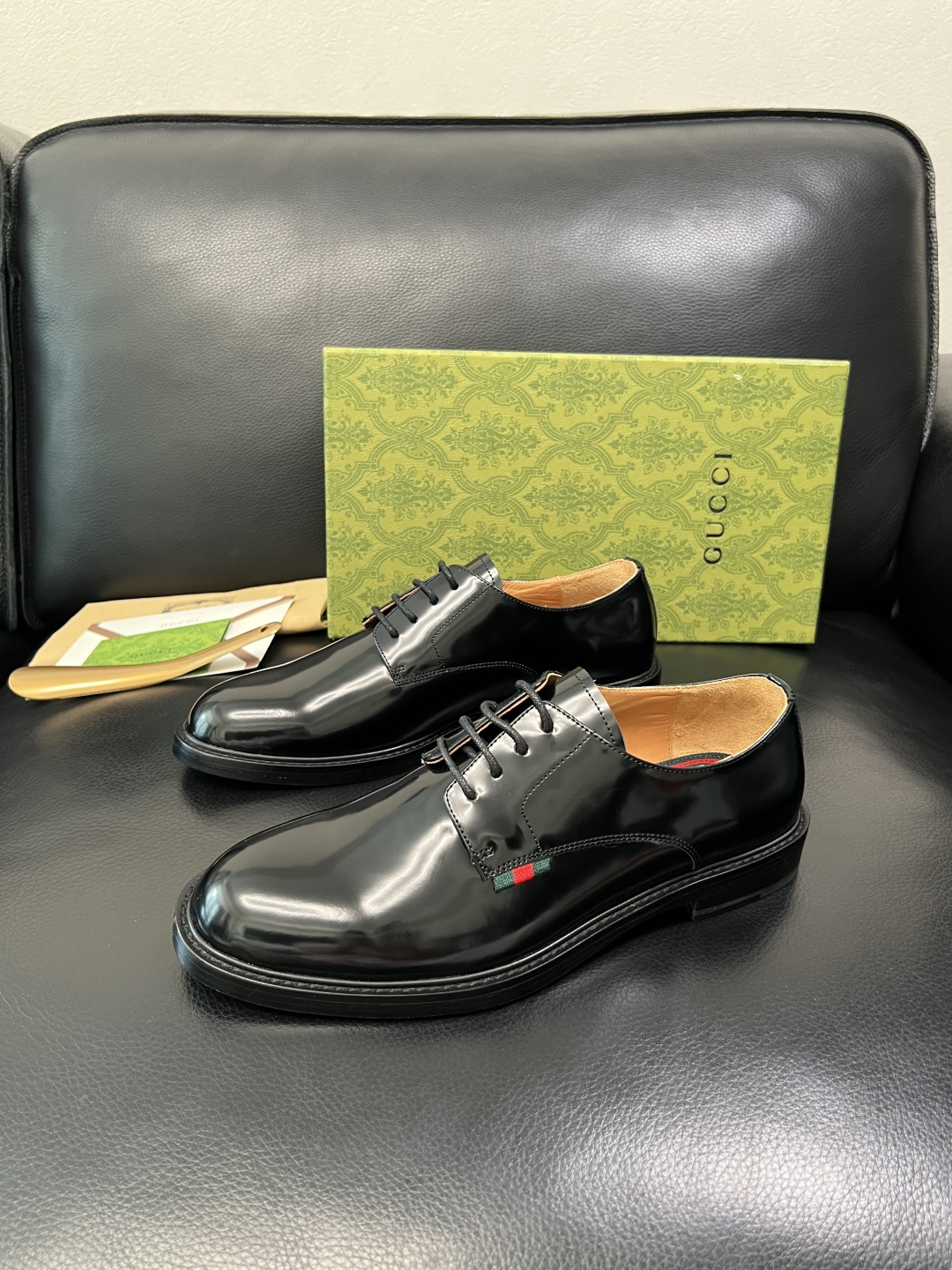 Gucci 顶级工艺品 古奇 皮鞋系列专柜同步 原厂配置，意大利进口原版牛皮，进口水染牛里 ，鞋底：原厂