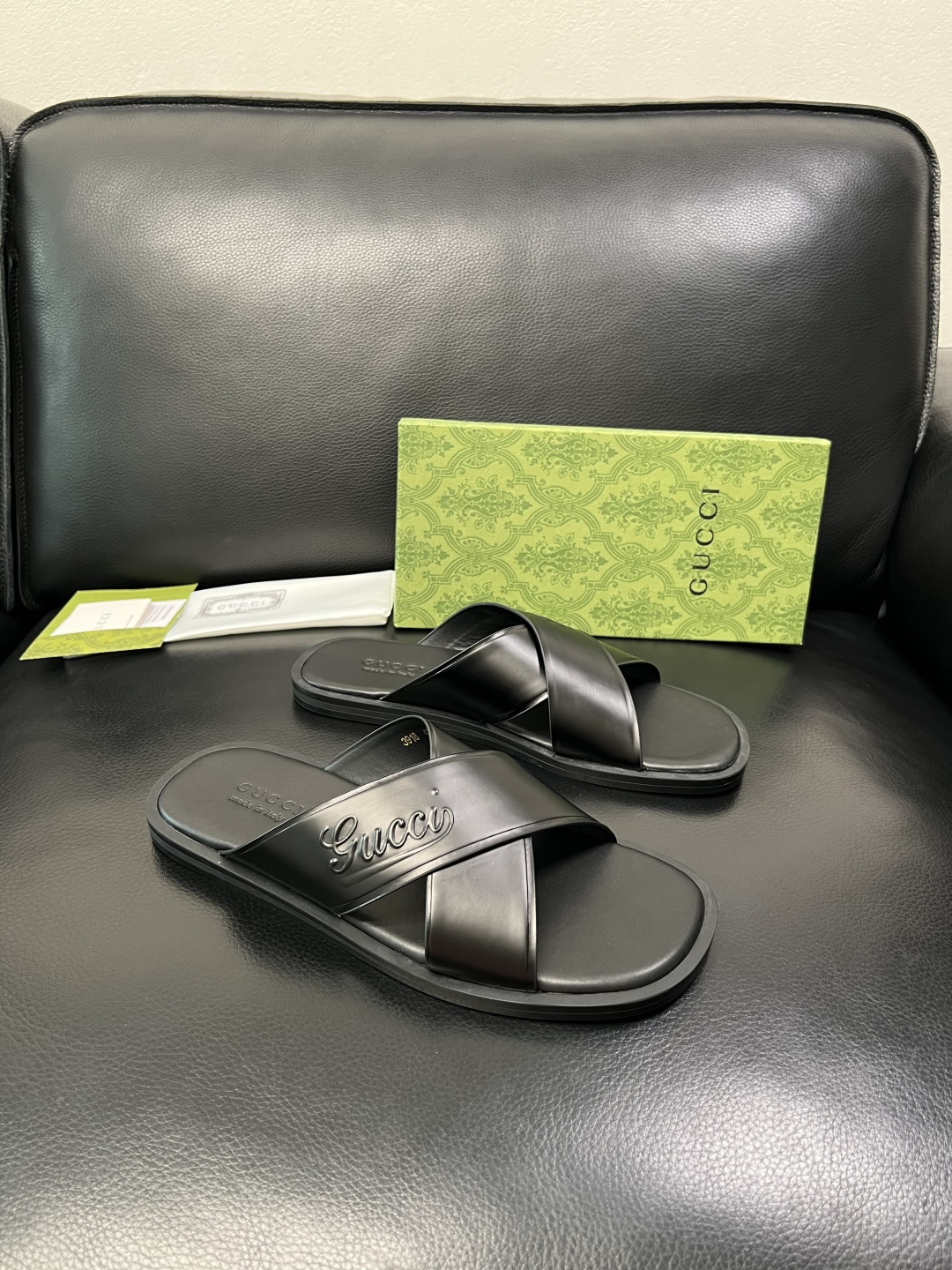 Gucci 高品质 顶级工艺品 古奇 拖鞋专柜新款原厂配置，意大利进口牛皮面料，进口牛皮内里垫，透气舒适