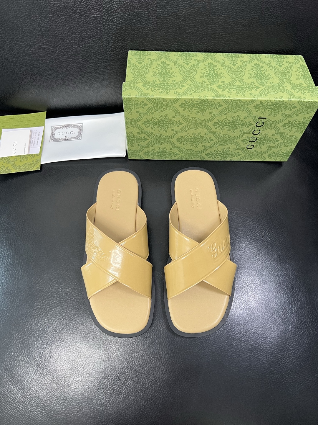 Gucci 高品质 顶级工艺品 古奇 拖鞋专柜新款原厂配置，意大利进口牛皮面料，进口牛皮内里垫，透气舒适