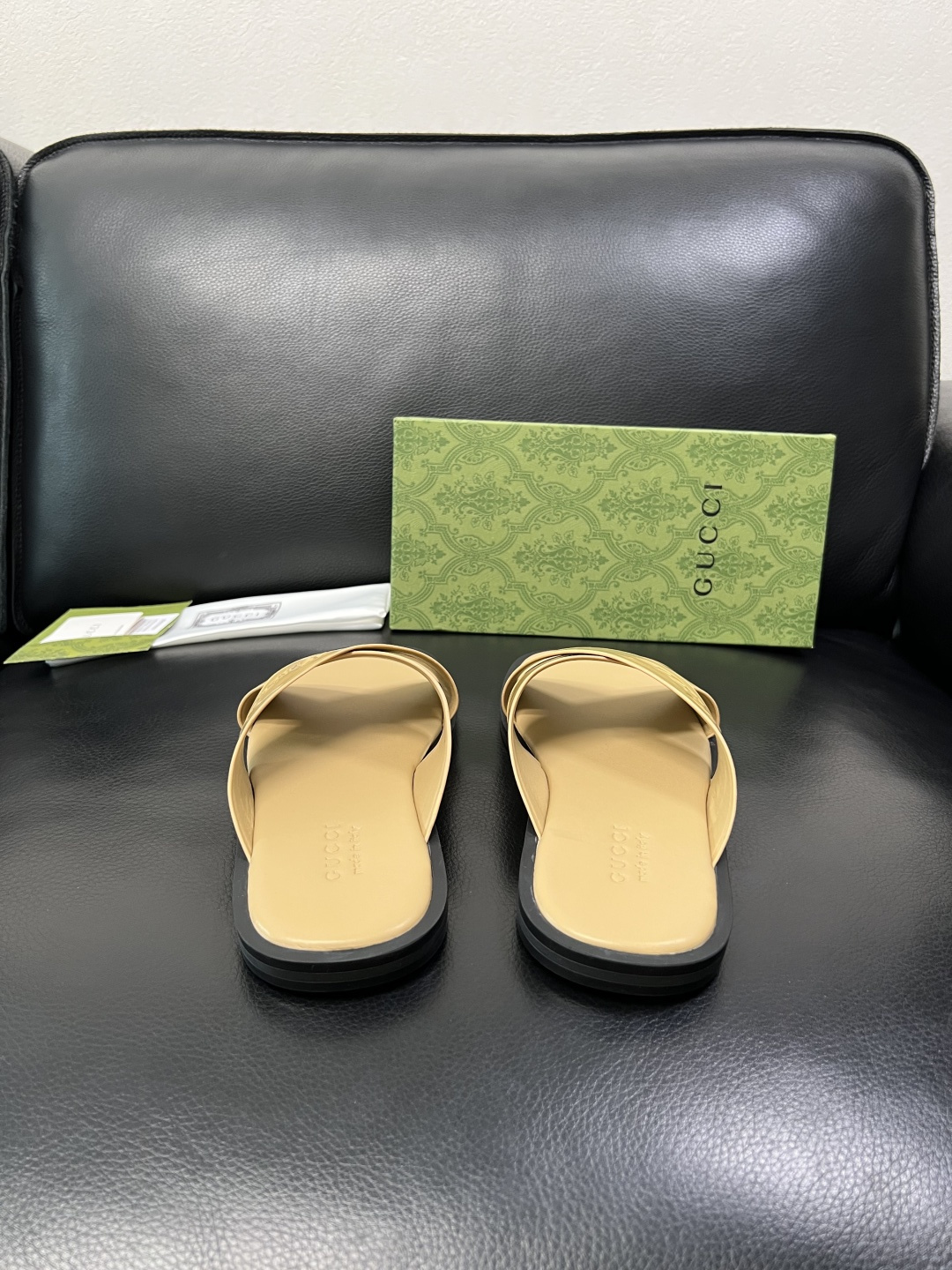 Gucci 高品质 顶级工艺品 古奇 拖鞋专柜新款原厂配置，意大利进口牛皮面料，进口牛皮内里垫，透气舒适