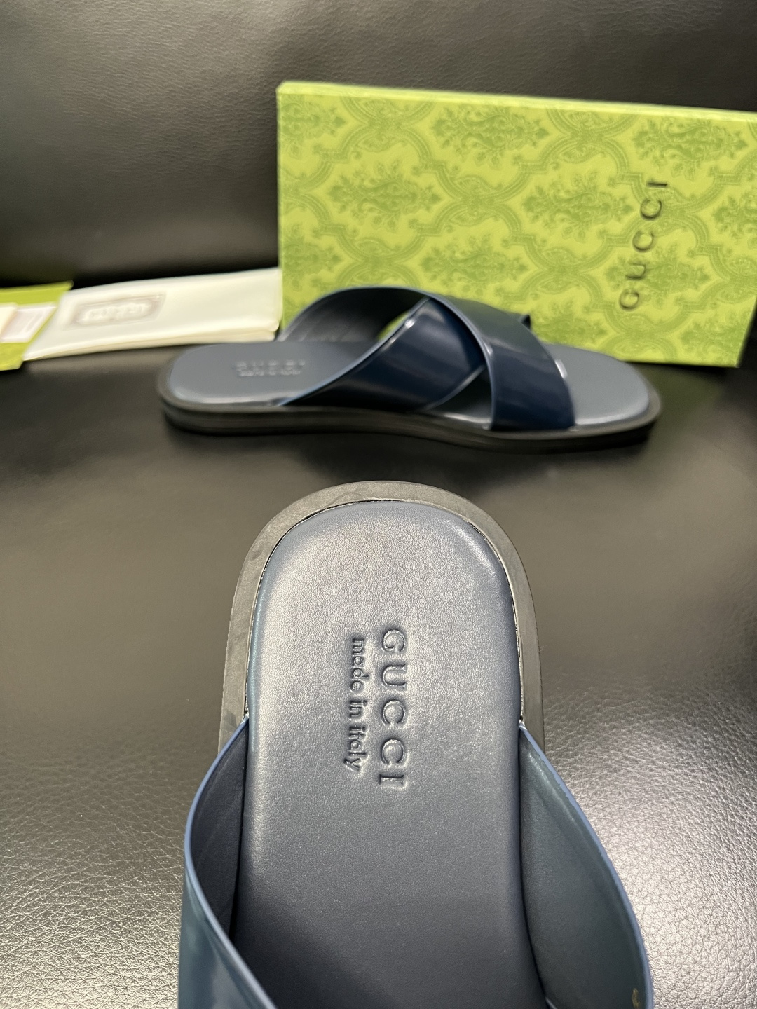 Gucci 高品质 顶级工艺品 古奇 拖鞋专柜新款原厂配置，意大利进口牛皮面料，进口牛皮内里垫，透气舒适