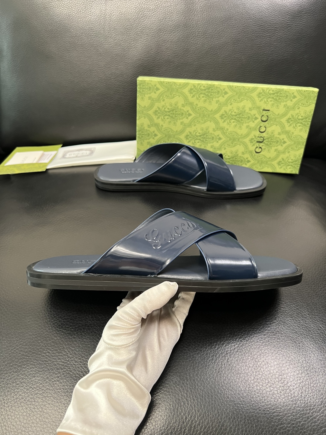 Gucci 高品质 顶级工艺品 古奇 拖鞋专柜新款原厂配置，意大利进口牛皮面料，进口牛皮内里垫，透气舒适