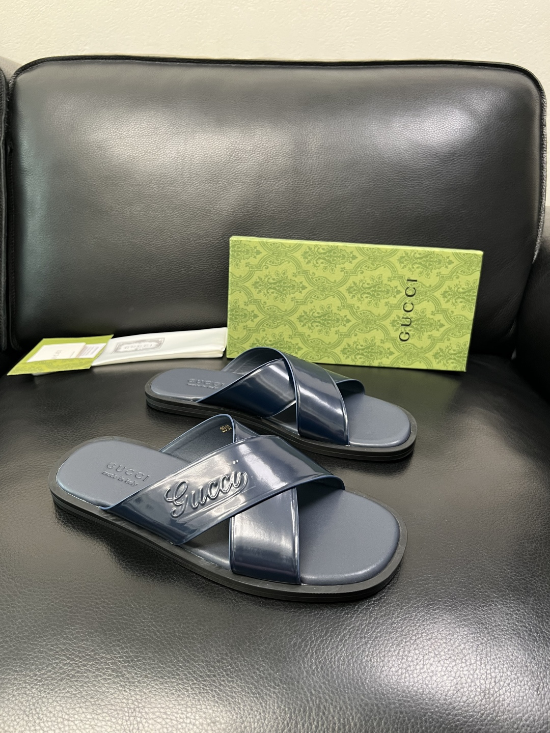 Gucci 高品质 顶级工艺品 古奇 拖鞋专柜新款原厂配置，意大利进口牛皮面料，进口牛皮内里垫，透气舒适