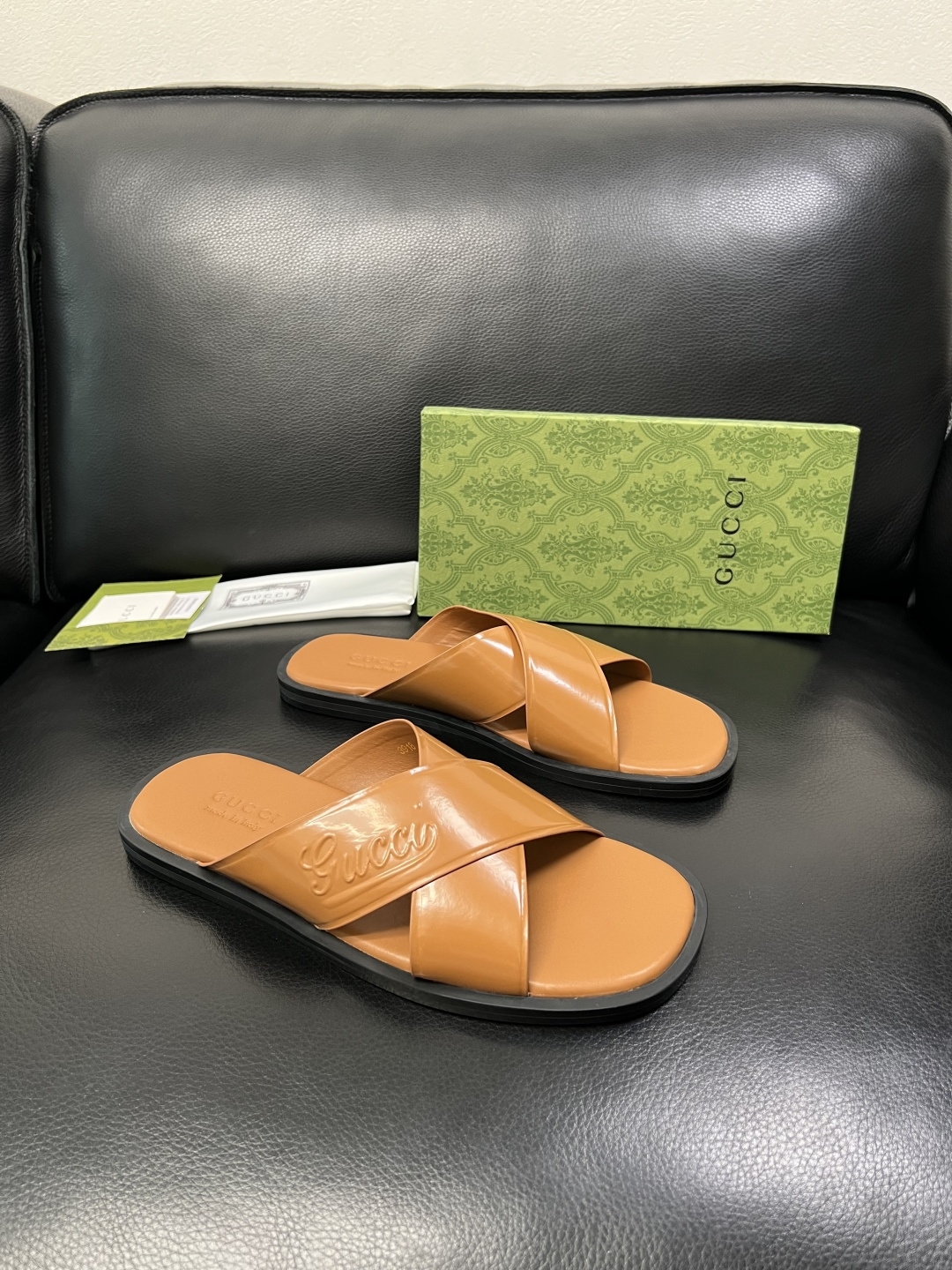 Gucci 高品质 顶级工艺品 古奇 拖鞋专柜新款原厂配置，意大利进口牛皮面料，进口牛皮内里垫，透气舒适