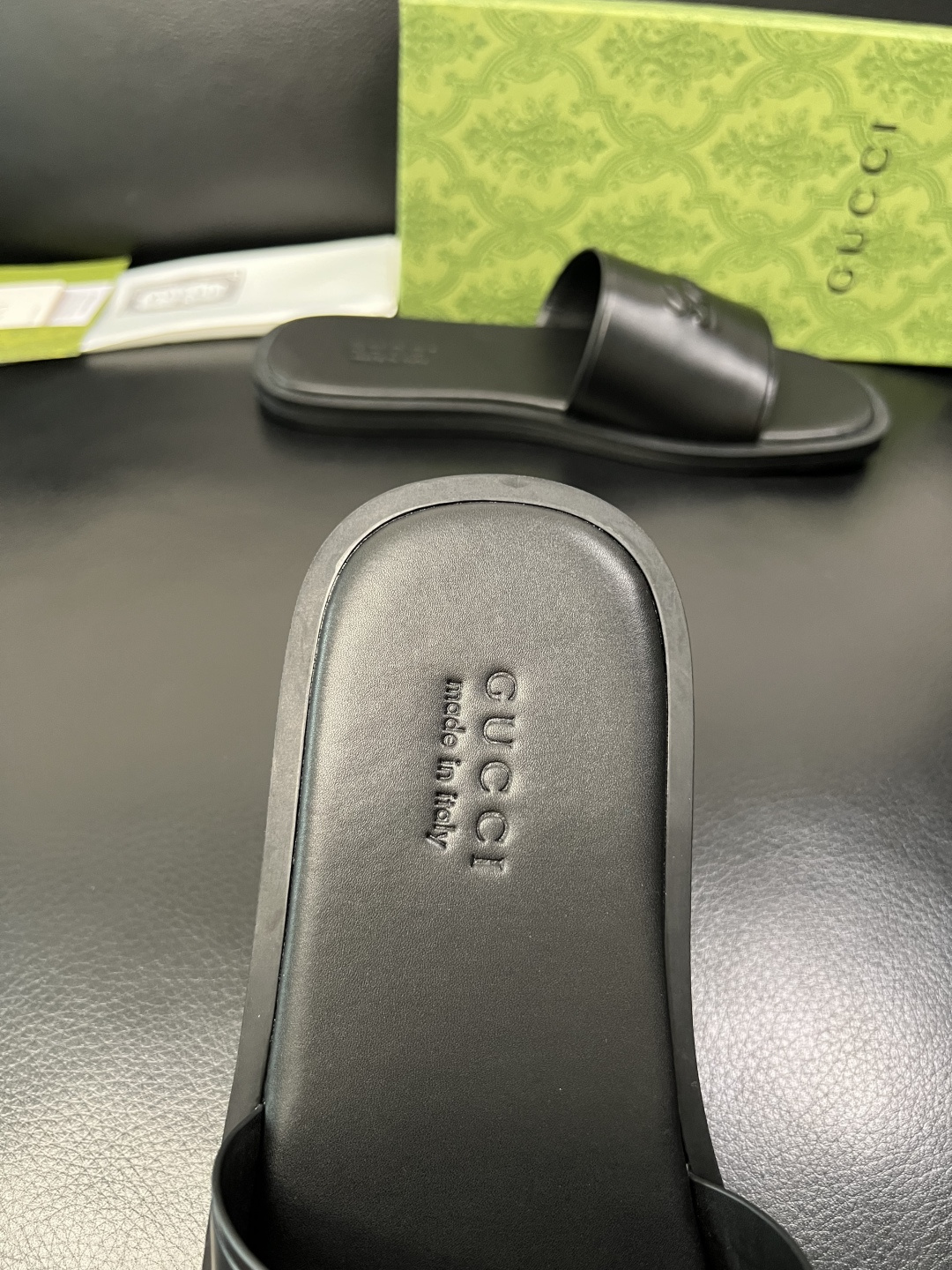 Gucci 高品质 顶级工艺品 古奇 拖鞋专柜新款原厂配置，意大利进口牛皮面料，进口牛皮内里垫，透气舒适