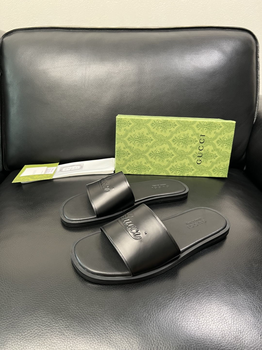 Gucci 高品质 顶级工艺品 古奇 拖鞋专柜新款原厂配置，意大利进口牛皮面料，进口牛皮内里垫，透气舒适