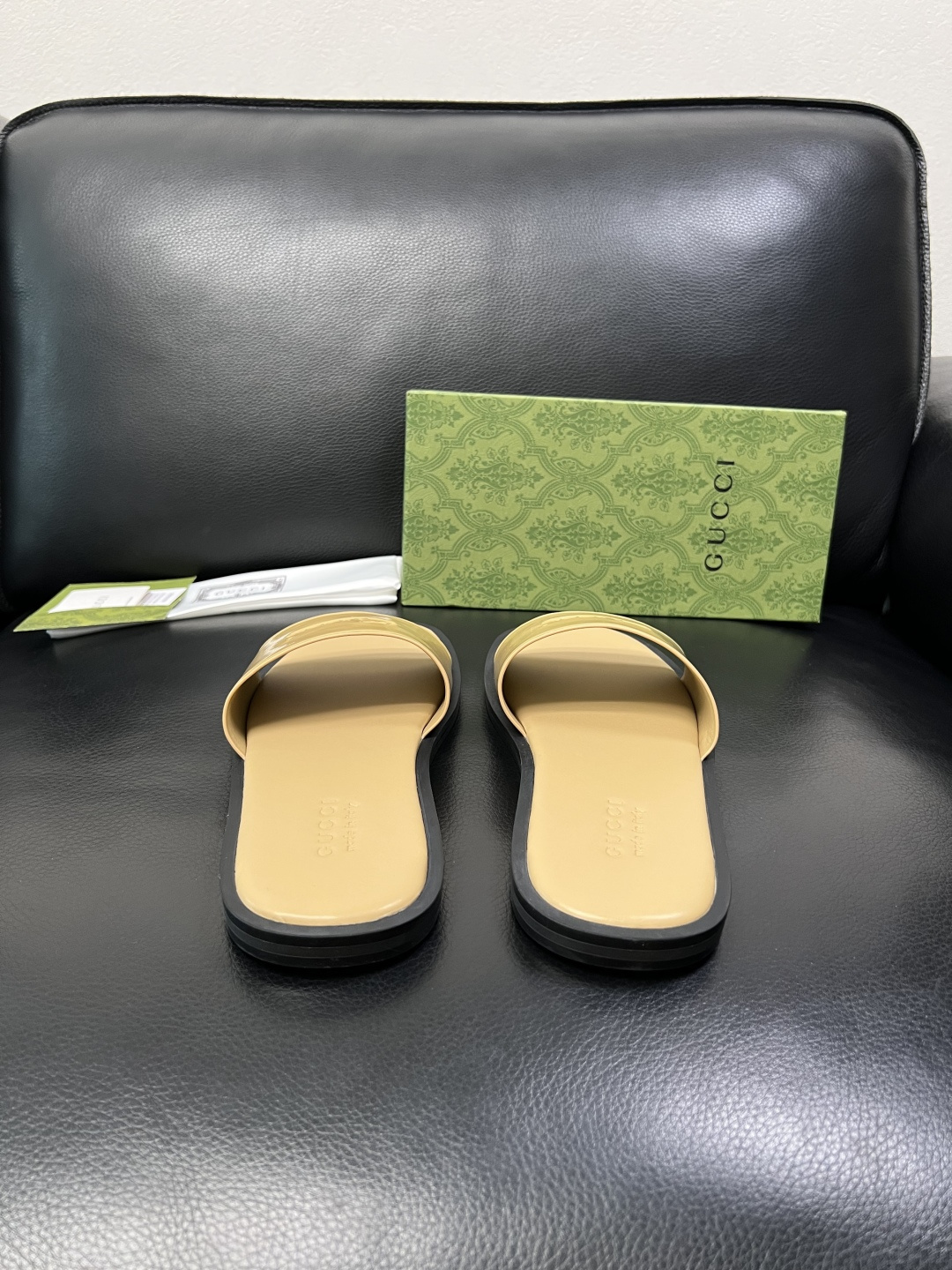 Gucci 高品质 顶级工艺品 古奇 拖鞋专柜新款原厂配置，意大利进口牛皮面料，进口牛皮内里垫，透气舒适