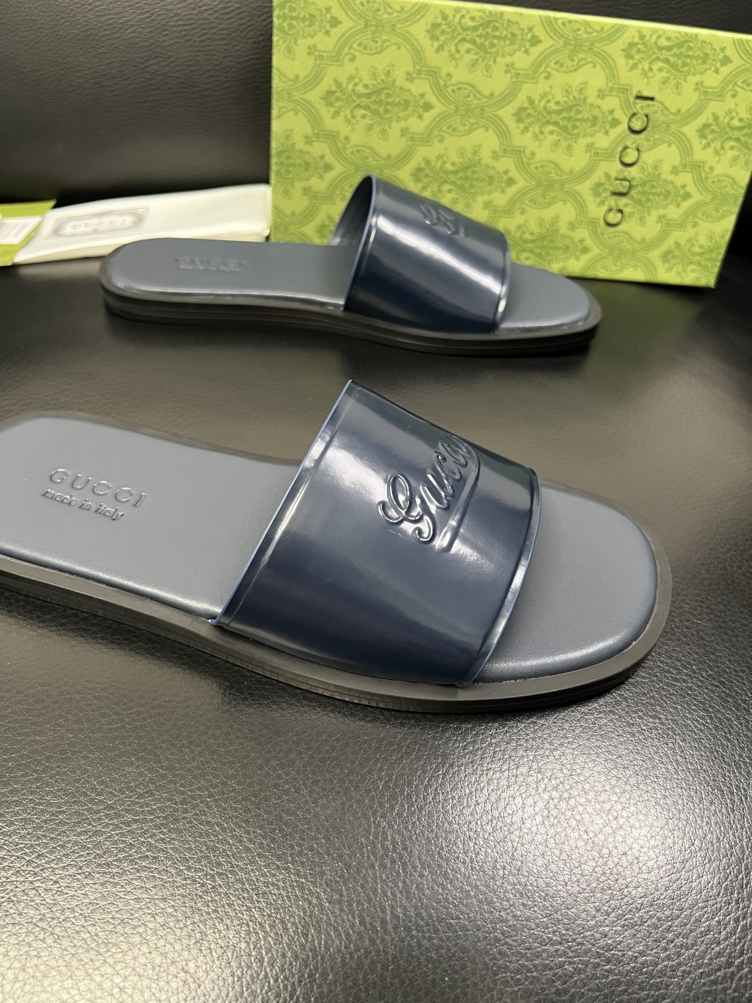 Gucci 高品质 顶级工艺品 古奇 拖鞋专柜新款原厂配置，意大利进口牛皮面料，进口牛皮内里垫，透气舒适