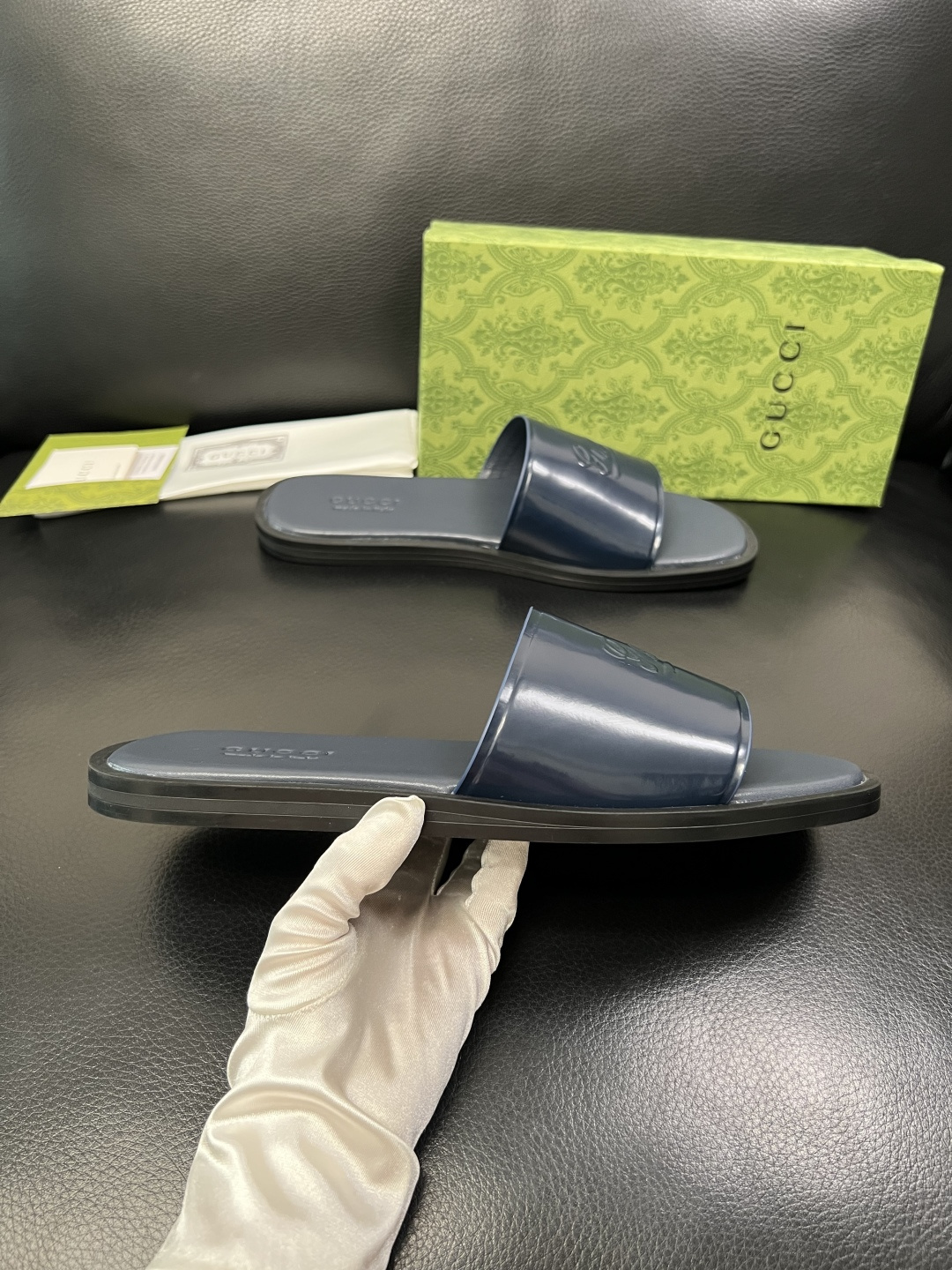 Gucci 高品质 顶级工艺品 古奇 拖鞋专柜新款原厂配置，意大利进口牛皮面料，进口牛皮内里垫，透气舒适