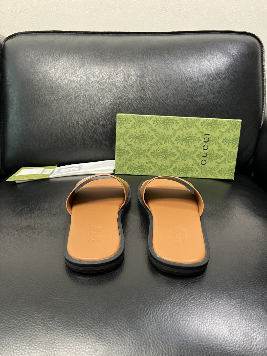 Gucci 高品质 顶级工艺品 古奇 拖鞋专柜新款原厂配置，意大利进口牛皮面料，进口牛皮内里垫，透气舒适