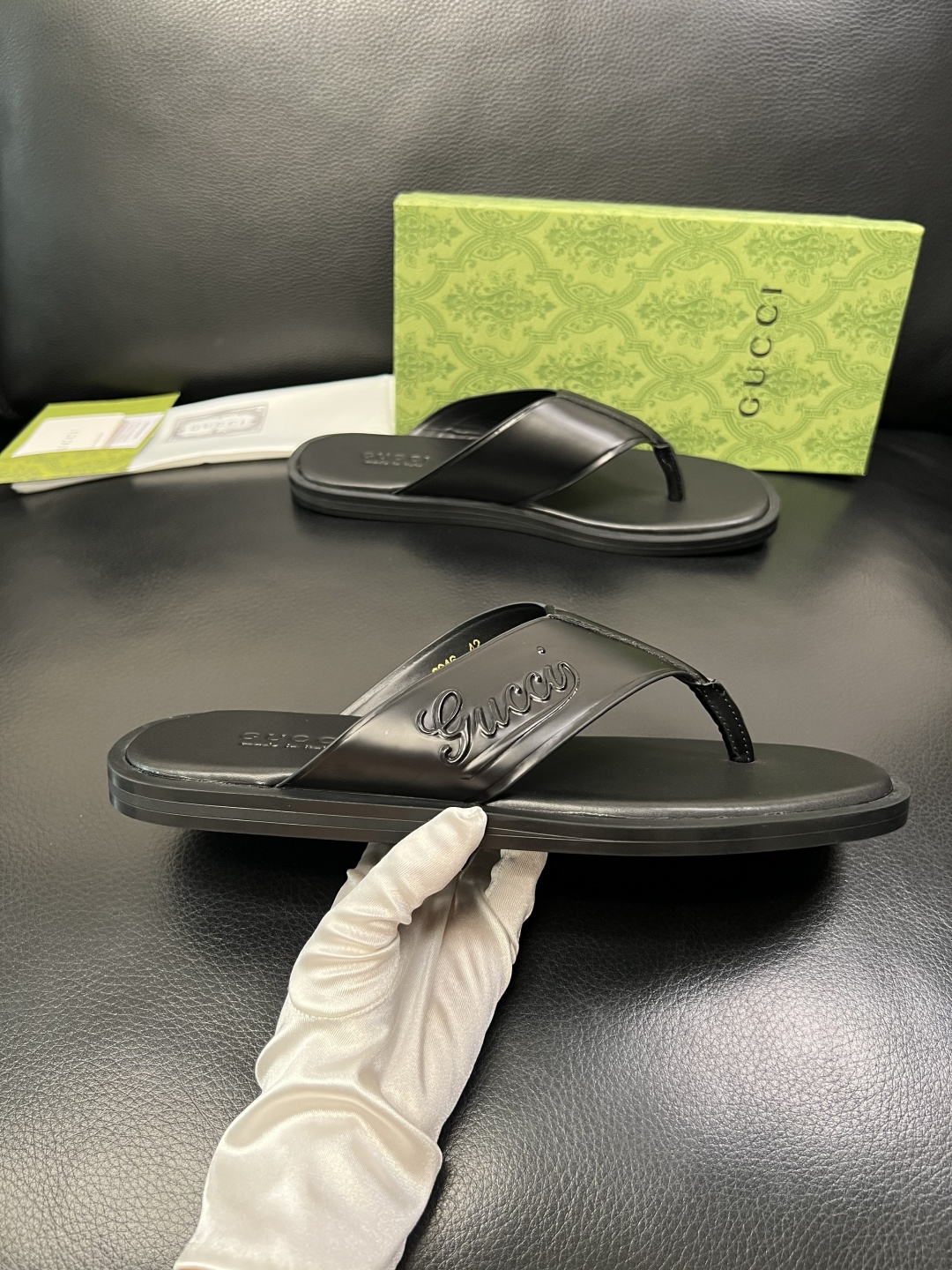 Gucci 高品质 顶级工艺品 古奇 拖鞋专柜新款原厂配置，意大利进口牛皮面料，进口牛皮内里垫，透气舒适