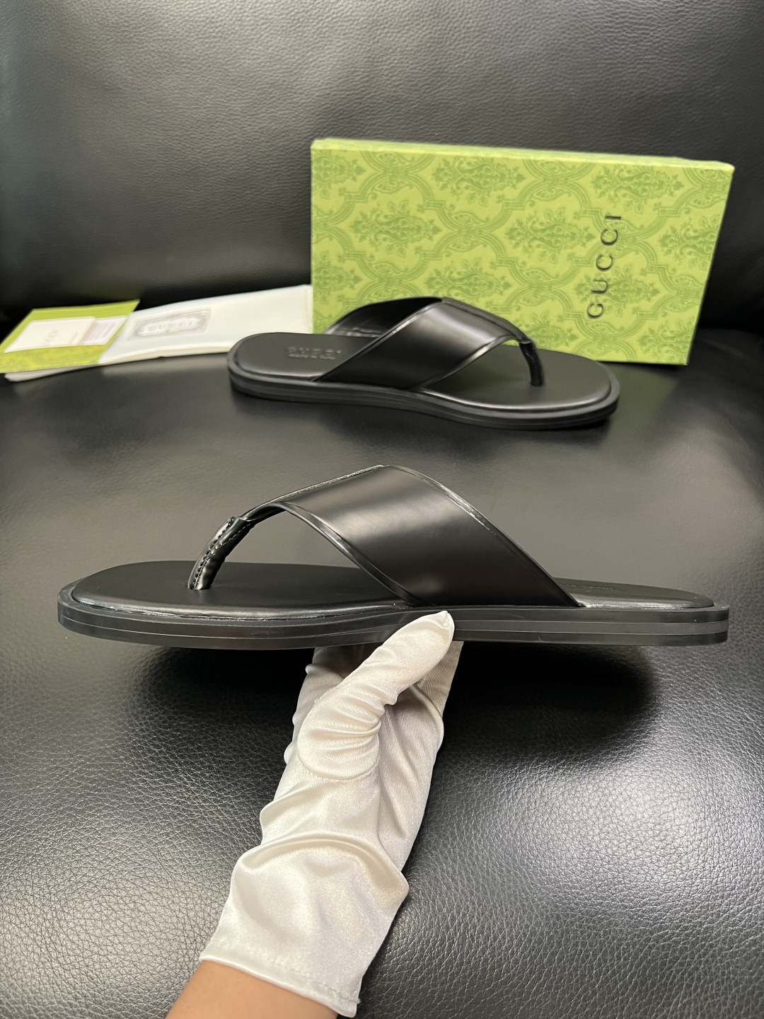Gucci 高品质 顶级工艺品 古奇 拖鞋专柜新款原厂配置，意大利进口牛皮面料，进口牛皮内里垫，透气舒适