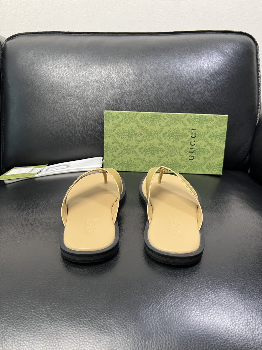 Gucci 高品质 顶级工艺品 古奇 拖鞋专柜新款原厂配置，意大利进口牛皮面料，进口牛皮内里垫，透气舒适