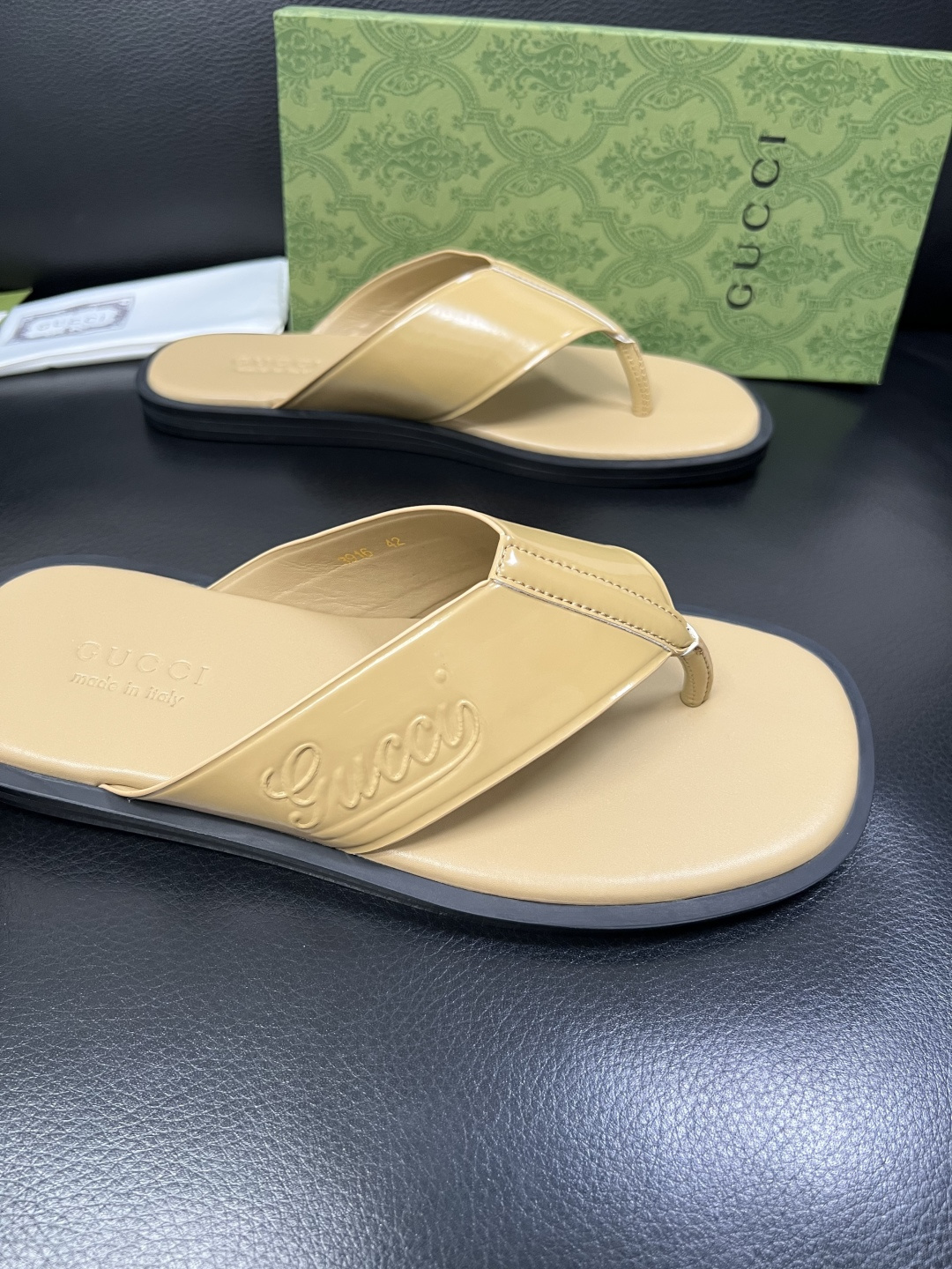 Gucci 高品质 顶级工艺品 古奇 拖鞋专柜新款原厂配置，意大利进口牛皮面料，进口牛皮内里垫，透气舒适