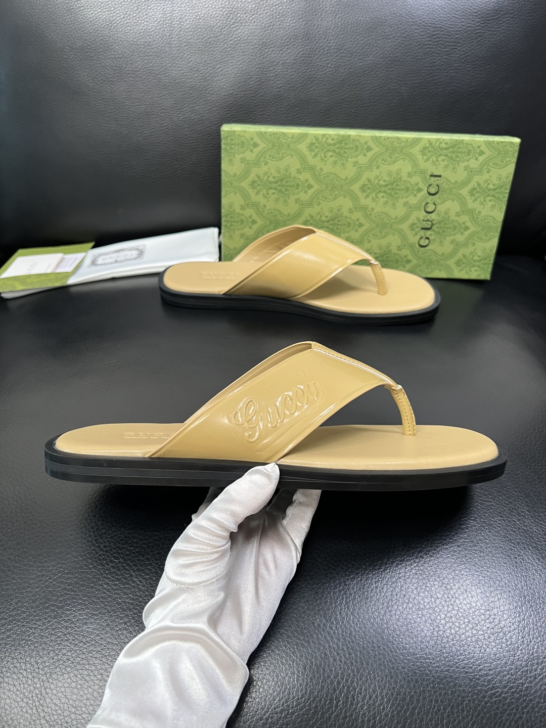 Gucci 高品质 顶级工艺品 古奇 拖鞋专柜新款原厂配置，意大利进口牛皮面料，进口牛皮内里垫，透气舒适