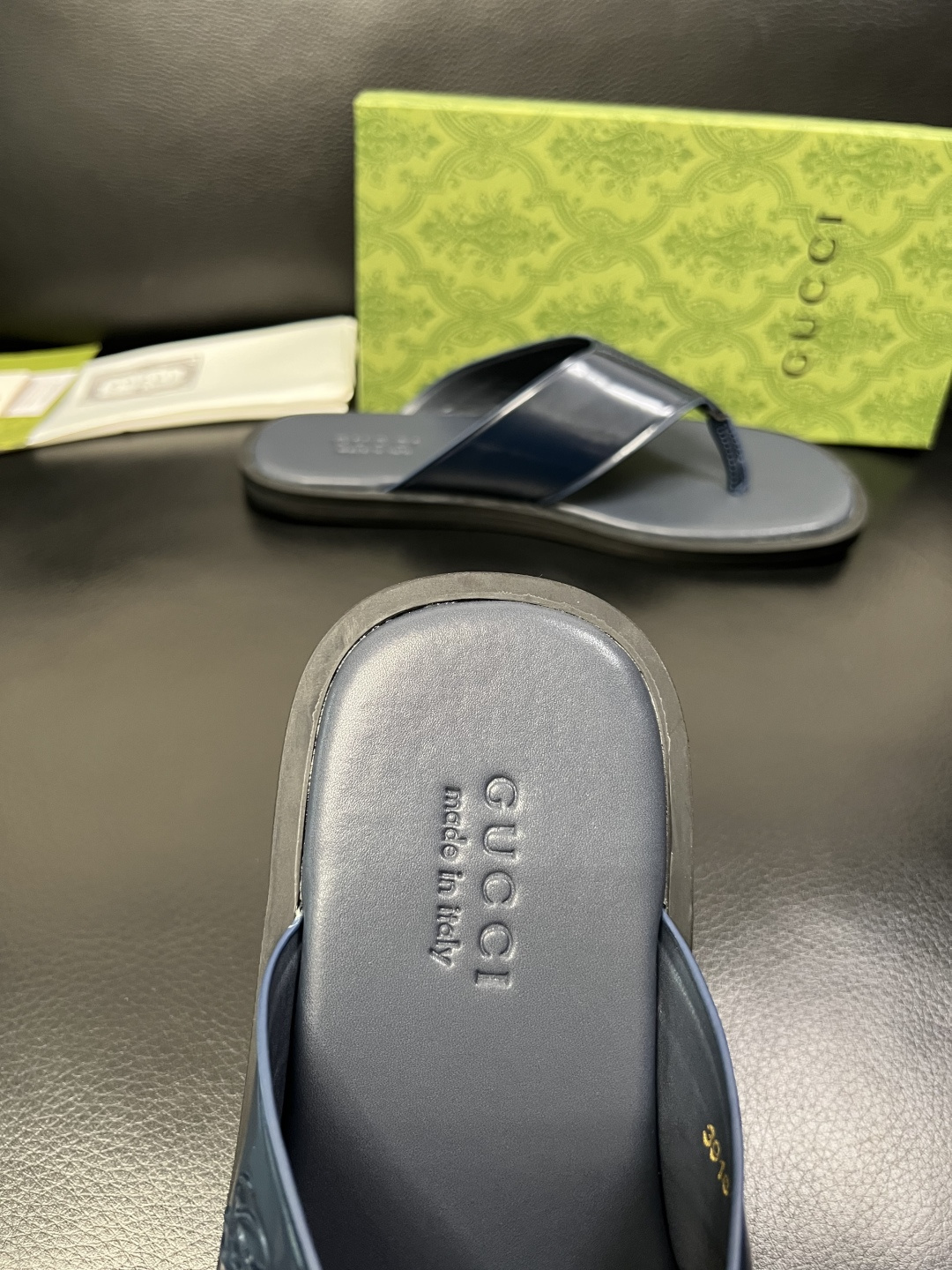 Gucci 高品质 顶级工艺品 古奇 拖鞋专柜新款原厂配置，意大利进口牛皮面料，进口牛皮内里垫，透气舒适