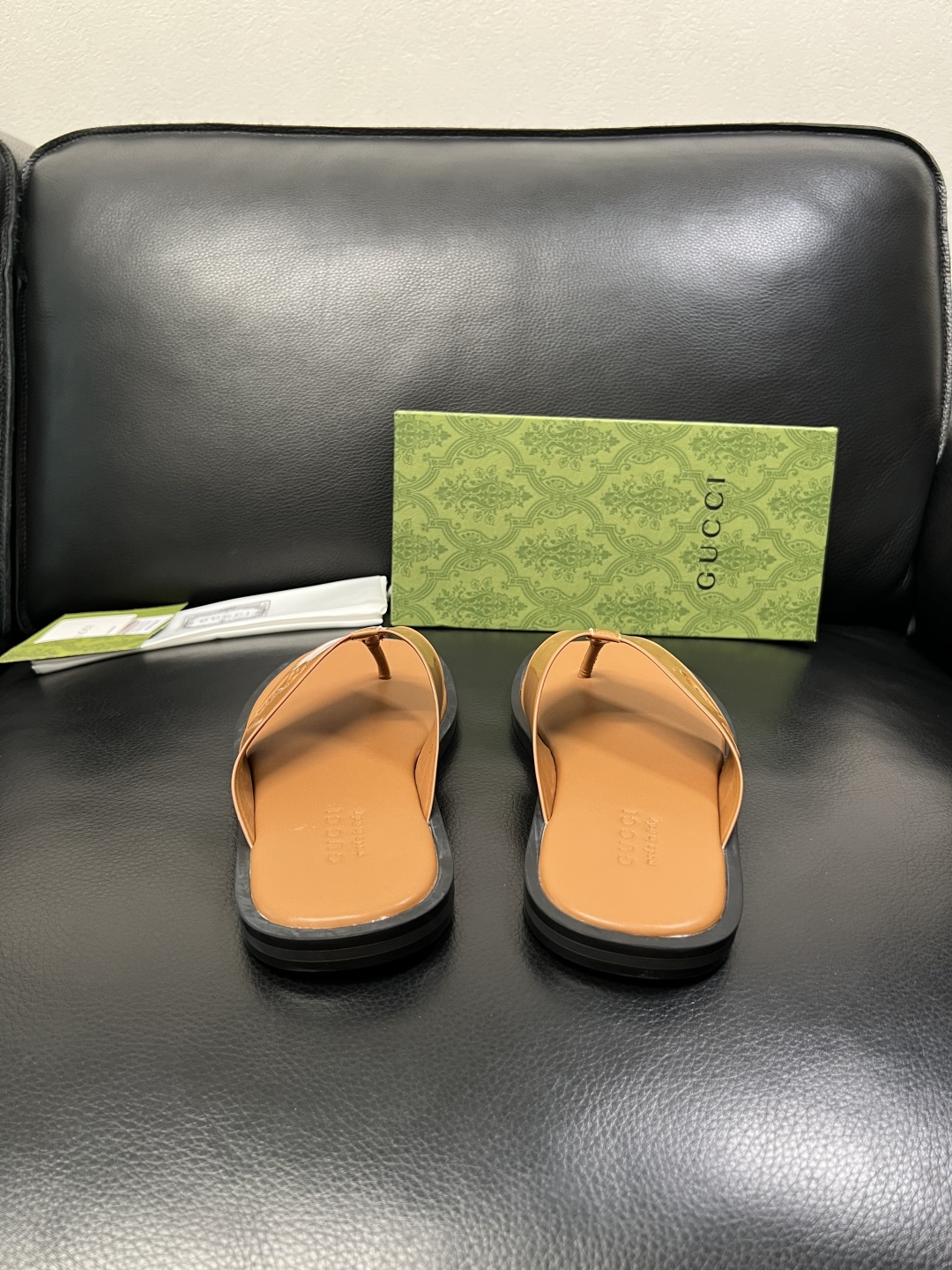 Gucci 高品质 顶级工艺品 古奇 拖鞋专柜新款原厂配置，意大利进口牛皮面料，进口牛皮内里垫，透气舒适