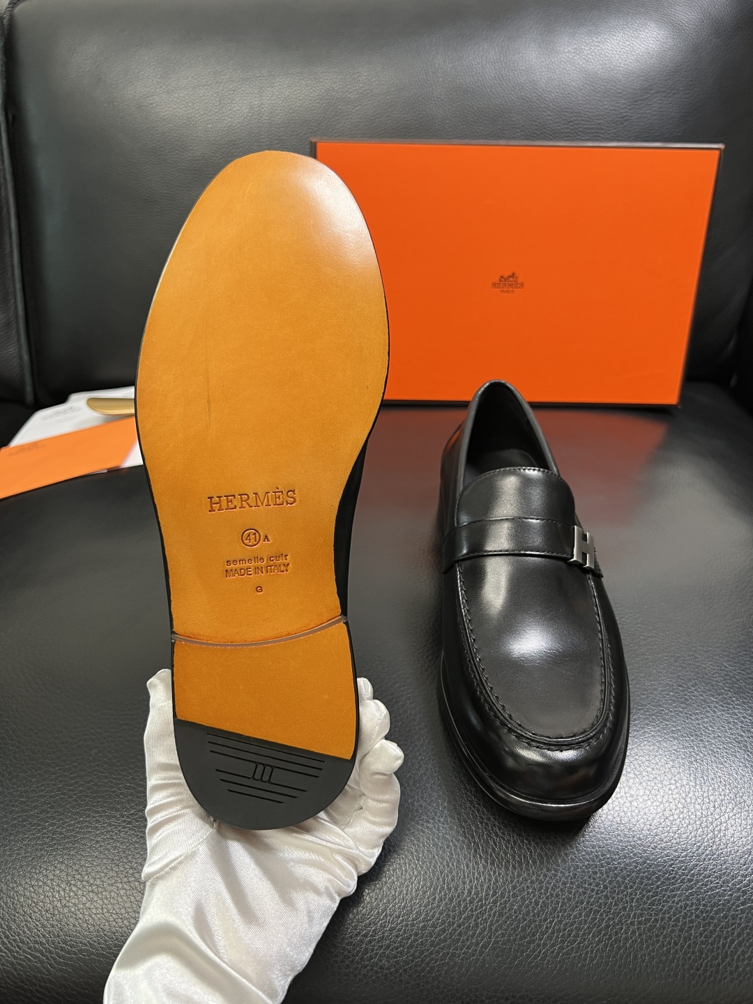 Hermes 高品质 顶级工艺品 爱马仕 皮鞋专柜同步 原厂配置，意大利进口原版牛皮面料，透气舒适进口水