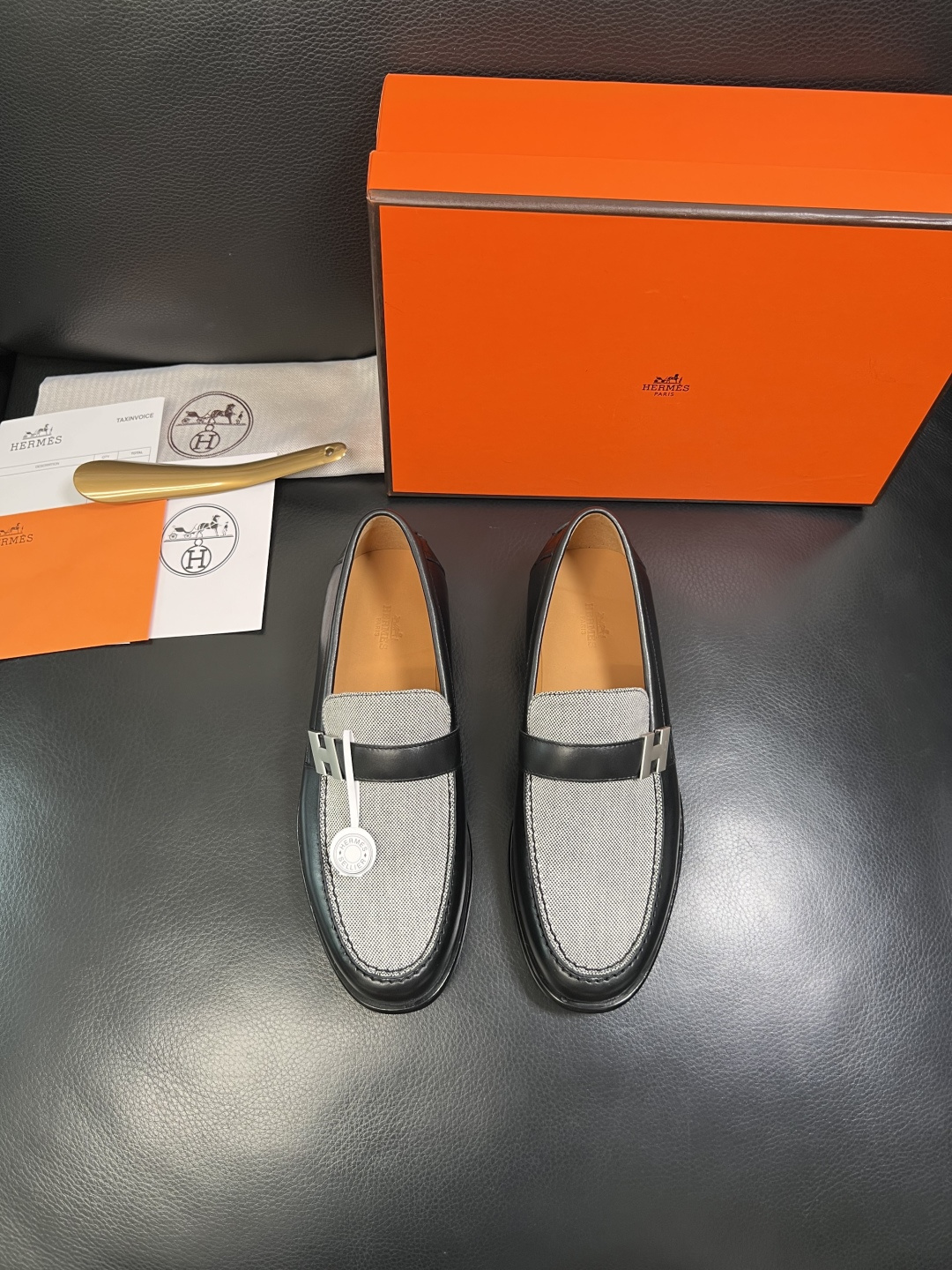 Hermes 高品质 顶级工艺品 爱马仕 皮鞋专柜同步 原厂配置，意大利进口原版牛皮面料，透气舒适进口水