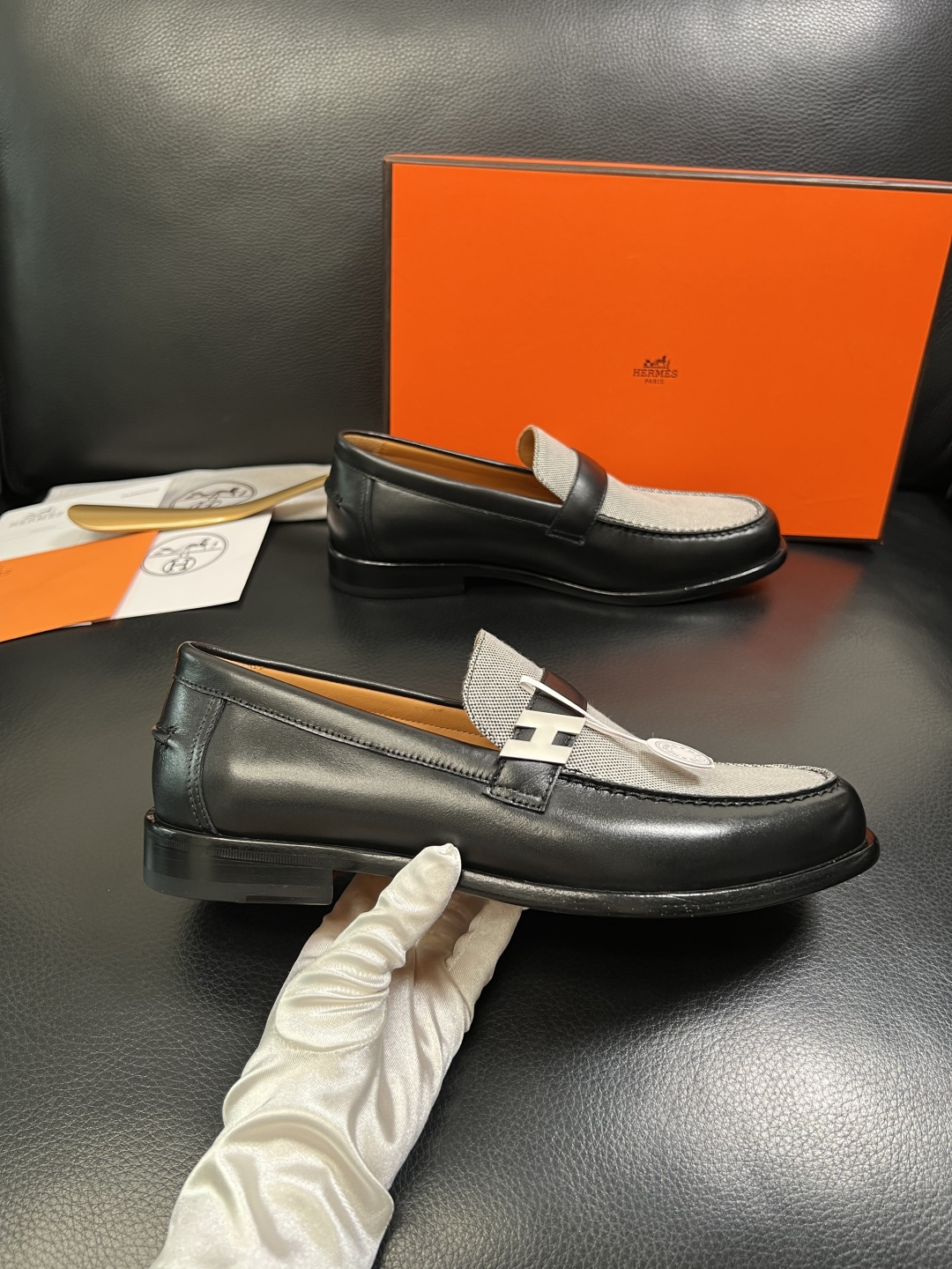 Hermes 高品质 顶级工艺品 爱马仕 皮鞋专柜同步 原厂配置，意大利进口原版牛皮面料，透气舒适进口水