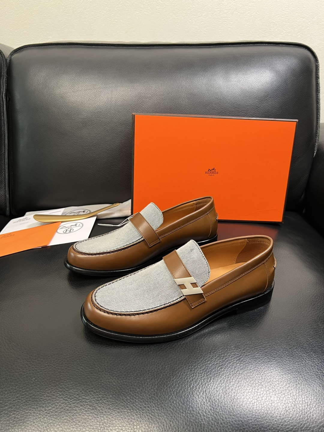 Hermes 高品质 顶级工艺品 爱马仕 皮鞋专柜同步 原厂配置，意大利进口原版牛皮面料，透气舒适进口水