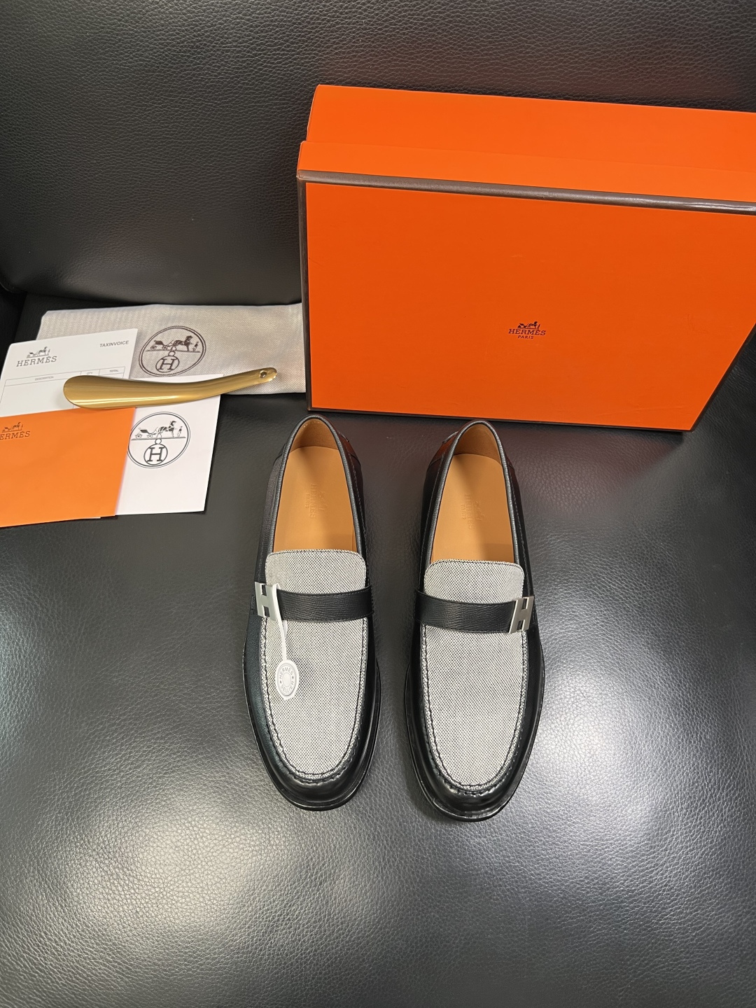 Hermes 高品质 顶级工艺品 爱马仕 皮鞋专柜同步 原厂配置，意大利进口原版牛皮面料，透气舒适进口水