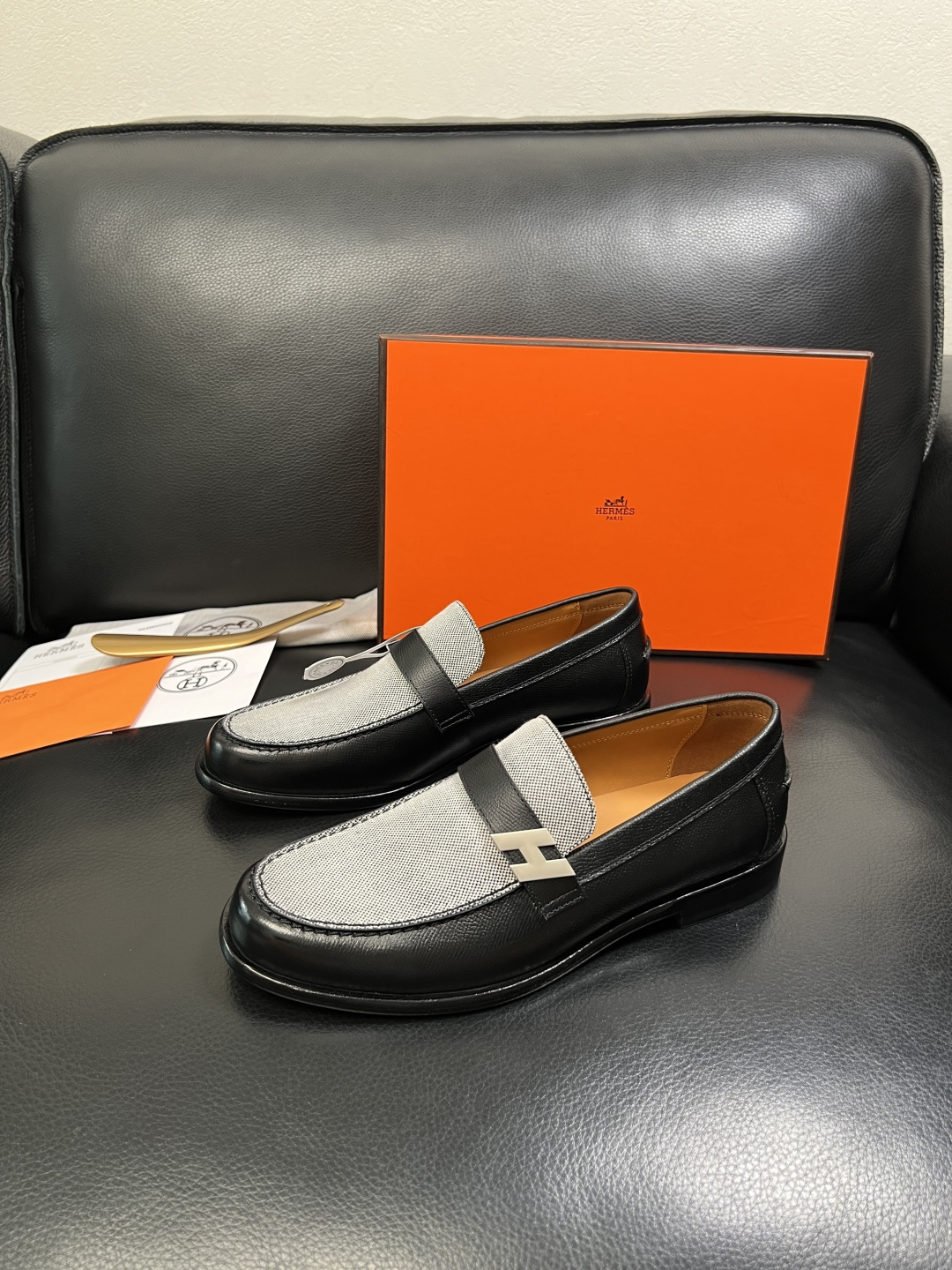 Hermes 高品质 顶级工艺品 爱马仕 皮鞋专柜同步 原厂配置，意大利进口原版牛皮面料，透气舒适进口水