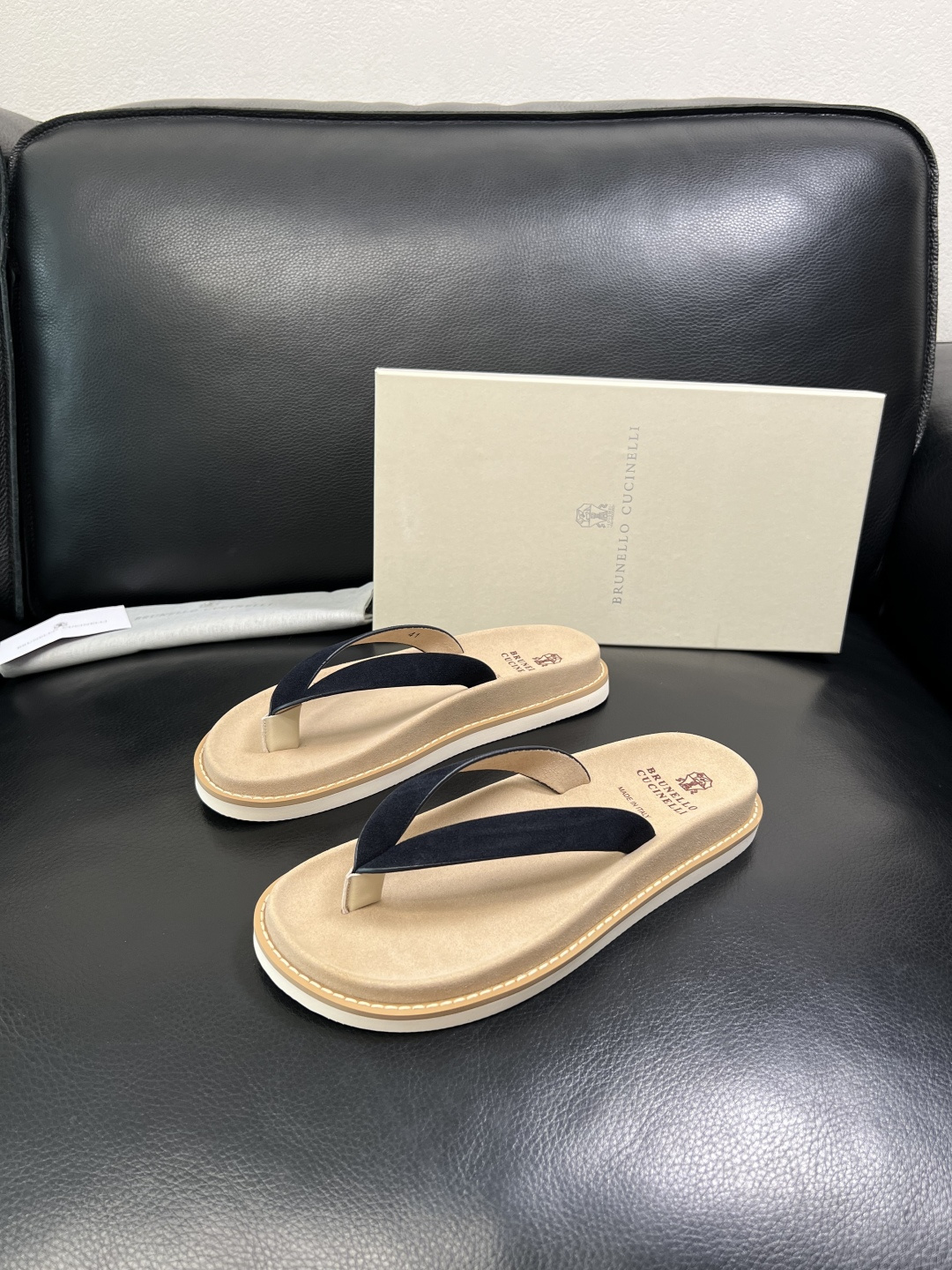 Brunello Cucinelli 高品质 顶级工艺品 BC 拖鞋专柜同步原厂配置，意大利进口牛皮面料