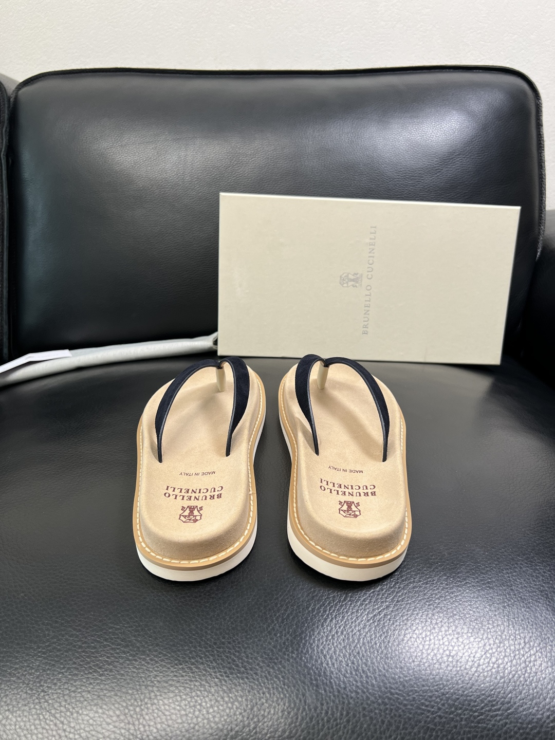 Brunello Cucinelli 高品质 顶级工艺品 BC 拖鞋专柜同步原厂配置，意大利进口牛皮面料