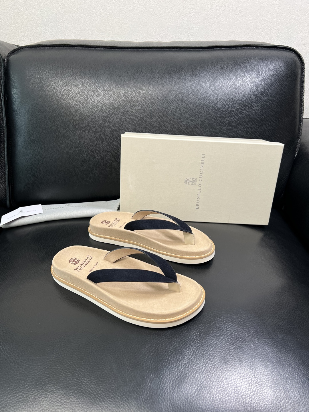 Brunello Cucinelli 高品质 顶级工艺品 BC 拖鞋专柜同步原厂配置，意大利进口牛皮面料