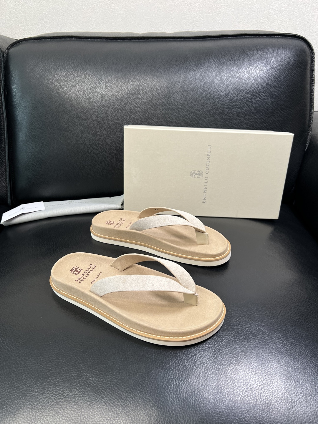 Brunello Cucinelli 高品质 顶级工艺品 BC 拖鞋专柜同步原厂配置，意大利进口牛皮面料