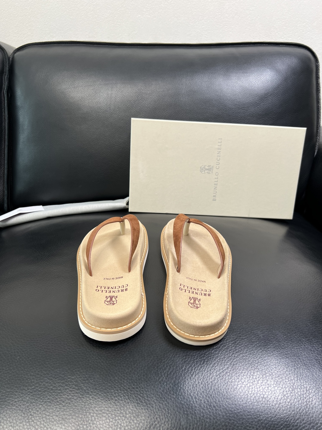 Brunello Cucinelli 高品质 顶级工艺品 BC 拖鞋专柜同步原厂配置，意大利进口牛皮面料