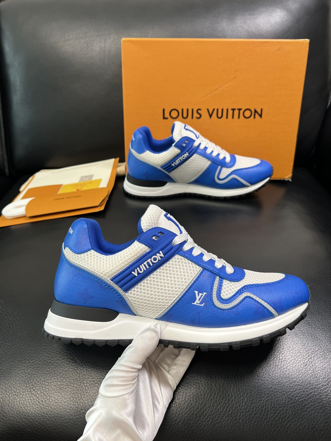 Lv 高品质 顶级工艺品 路易威登，运动板鞋专柜同步，鞋面意大利进口，高品质拼接缤纷色彩复杂工艺品，进口